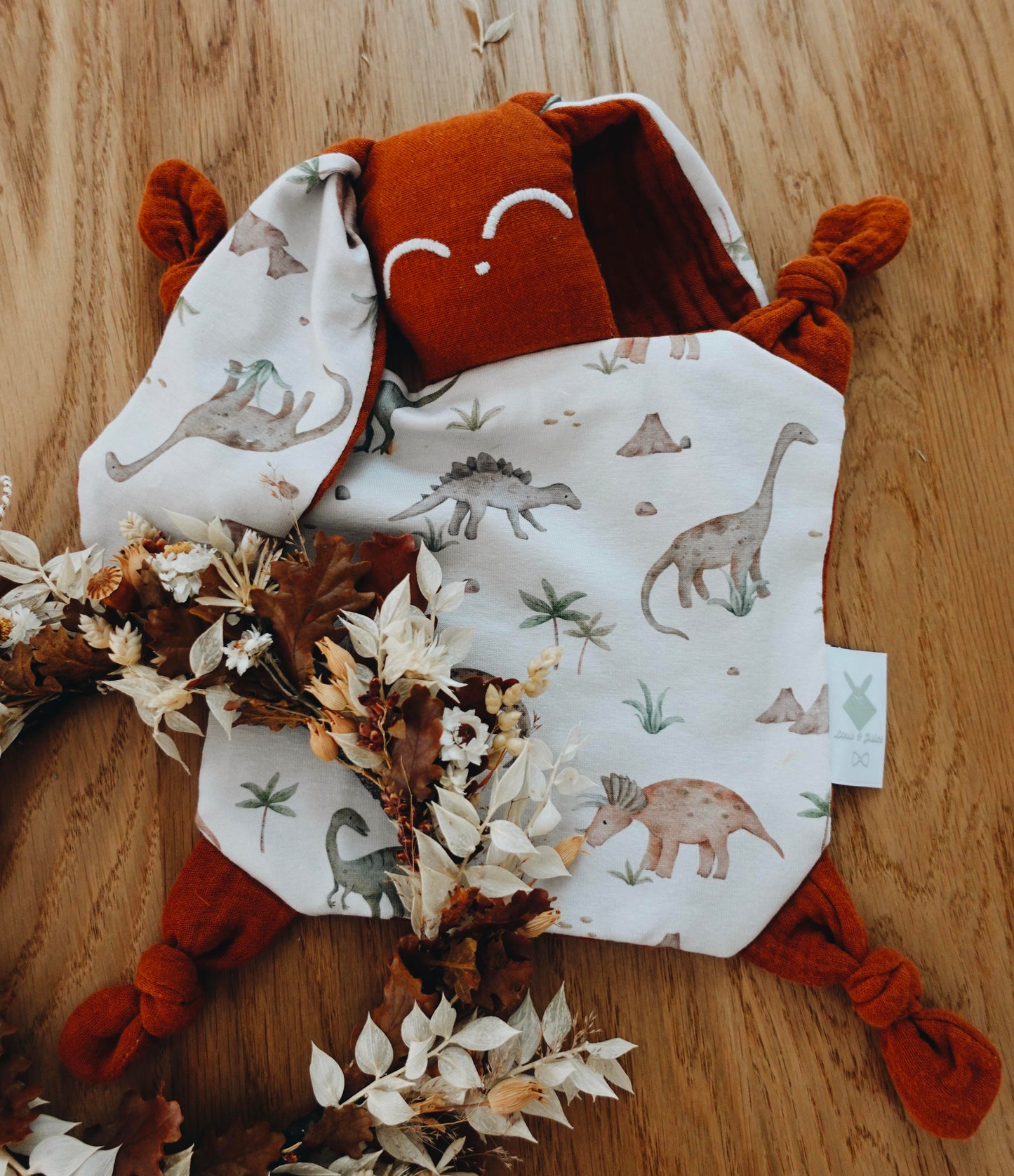 PROTOTYPE - Doudou Lange Chouchou - Dino Pastel