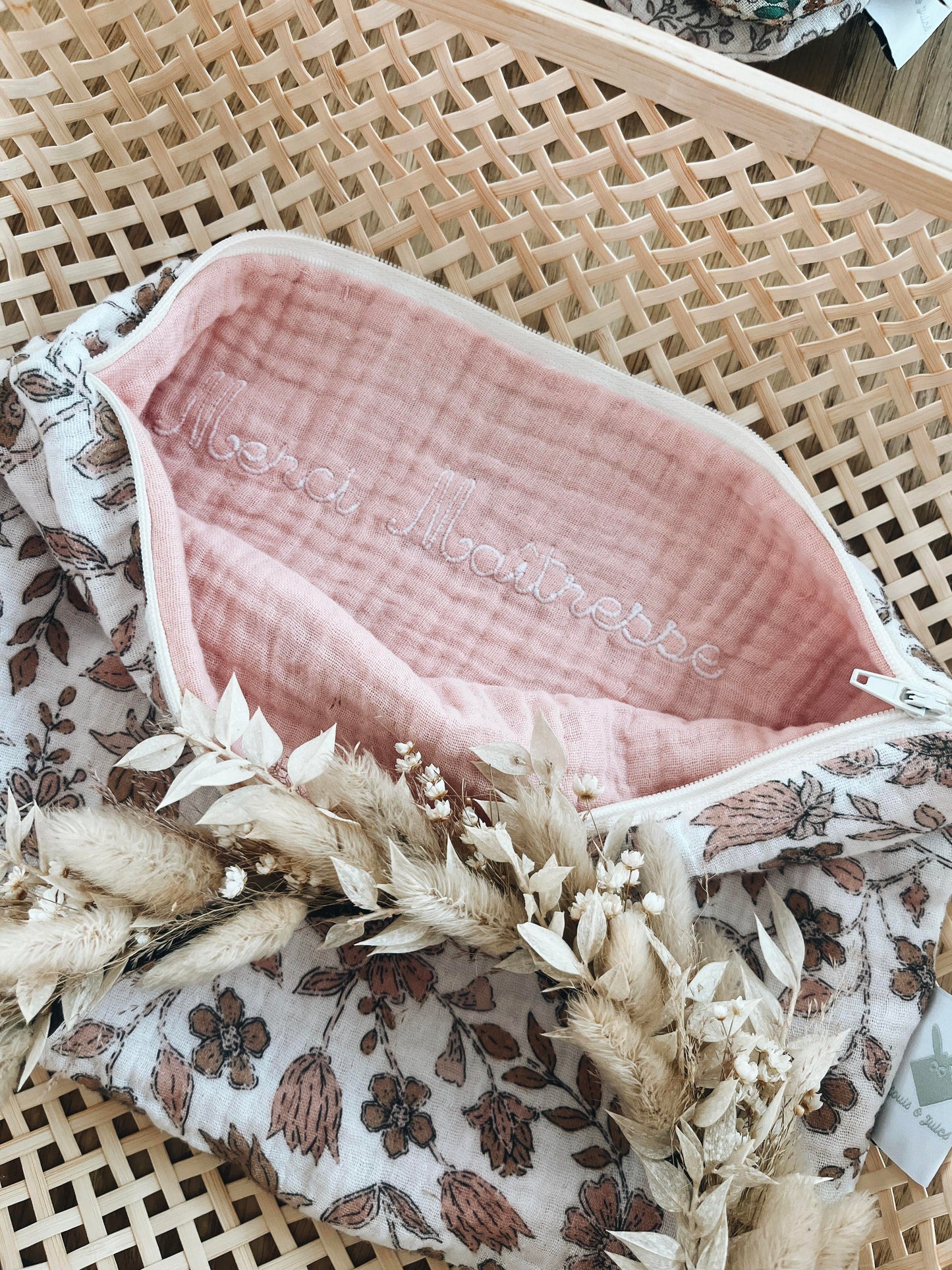 Petite Trousse Fleurs personnalisable - Cadeau de Fin d'Année