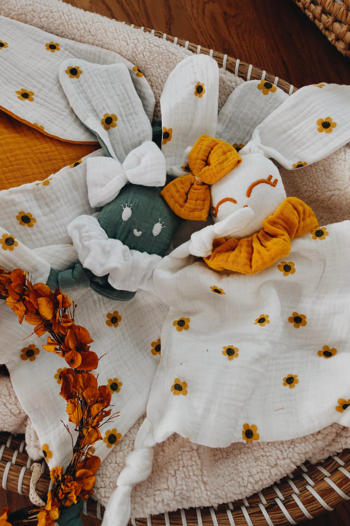 PROTOTYPE - Doudou Lange Câlin Noeuds - Yellow Daisies