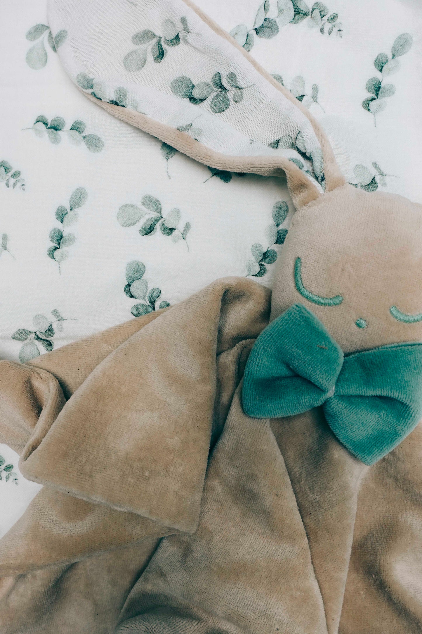 PROTOTYPE - Doudou Velours Câlin avec noeuds - Eucalyptus