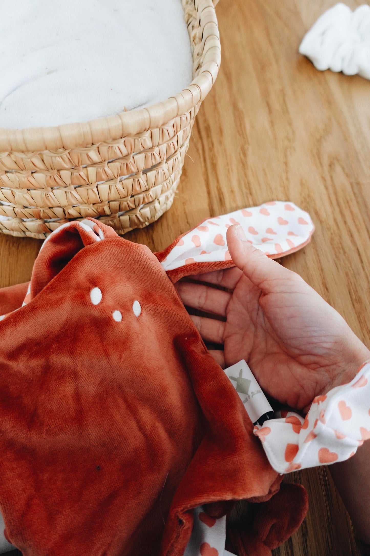 Doudou Velours Mini Noeuds - Coeurs