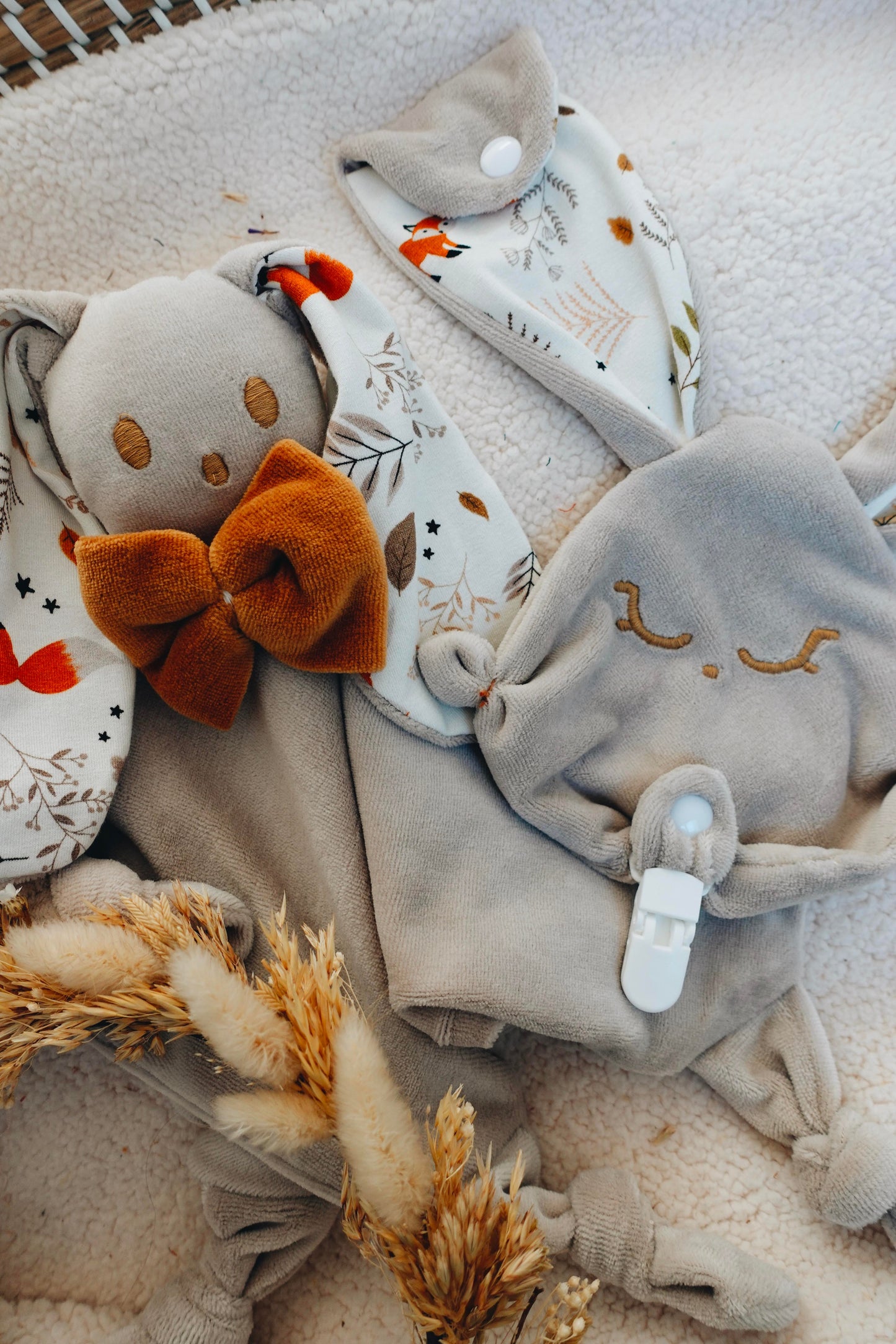 PROTOTYPE - Attache-tétine Velours - Renards