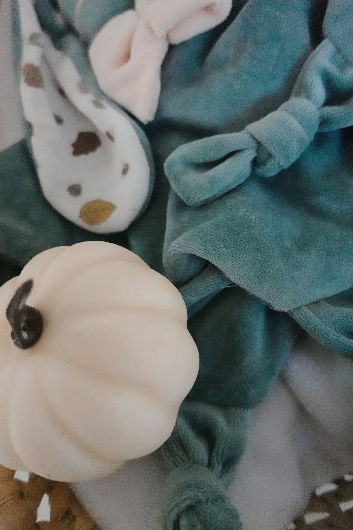 PROTOTYPE - Doudou Velours Câlin Noeuds - Automne