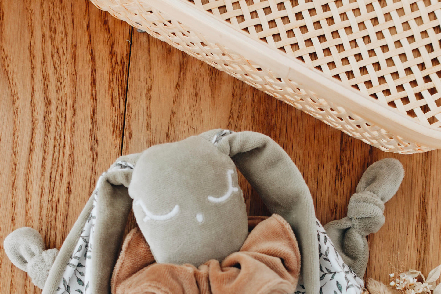 PROTOTYPE - Doudou Velours Chouchou - Green Leaves