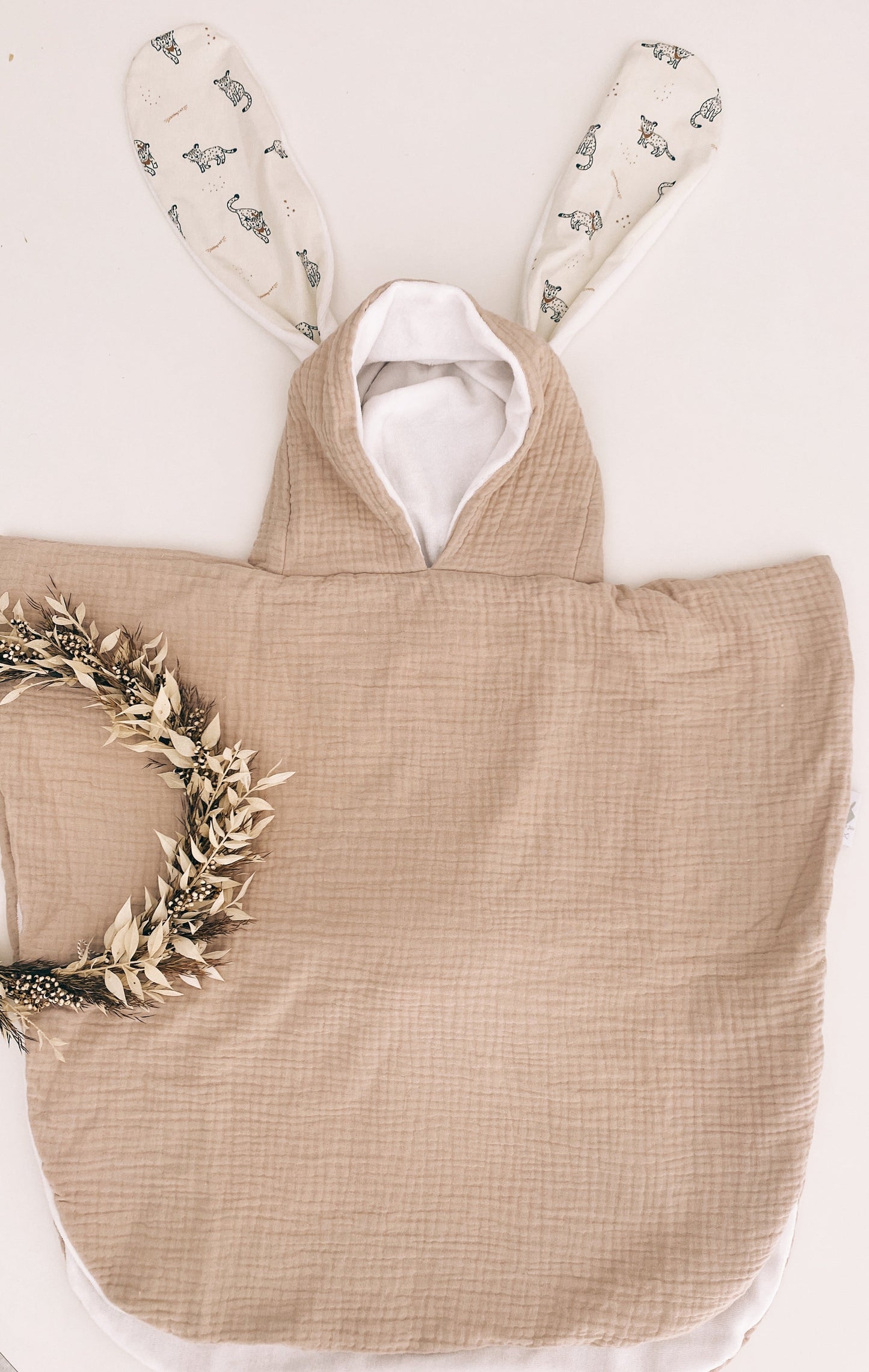 PROTOTYPE - Poncho - Léopold