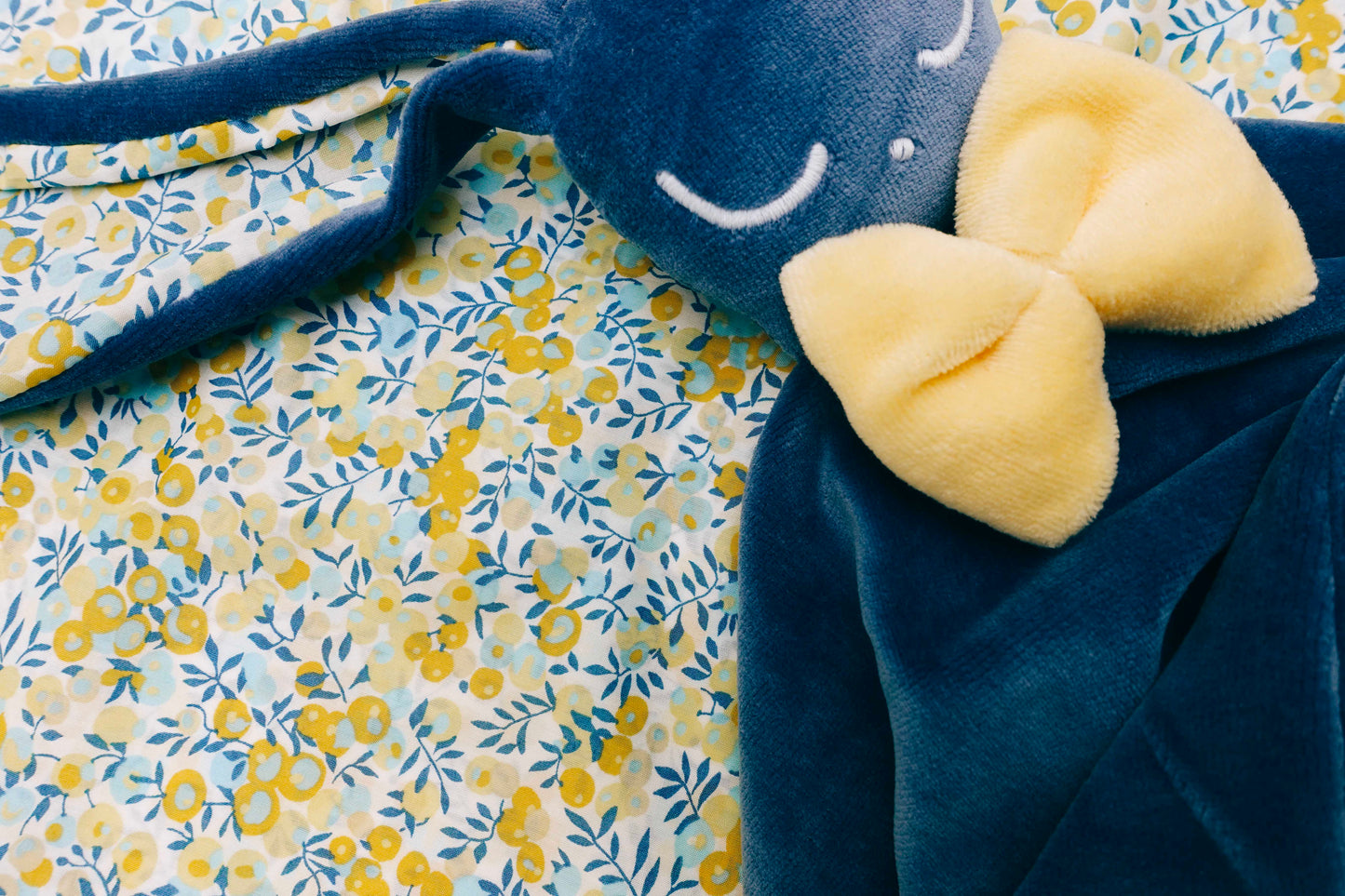 Doudou Velours Câlin - Wiltshire Sunshine