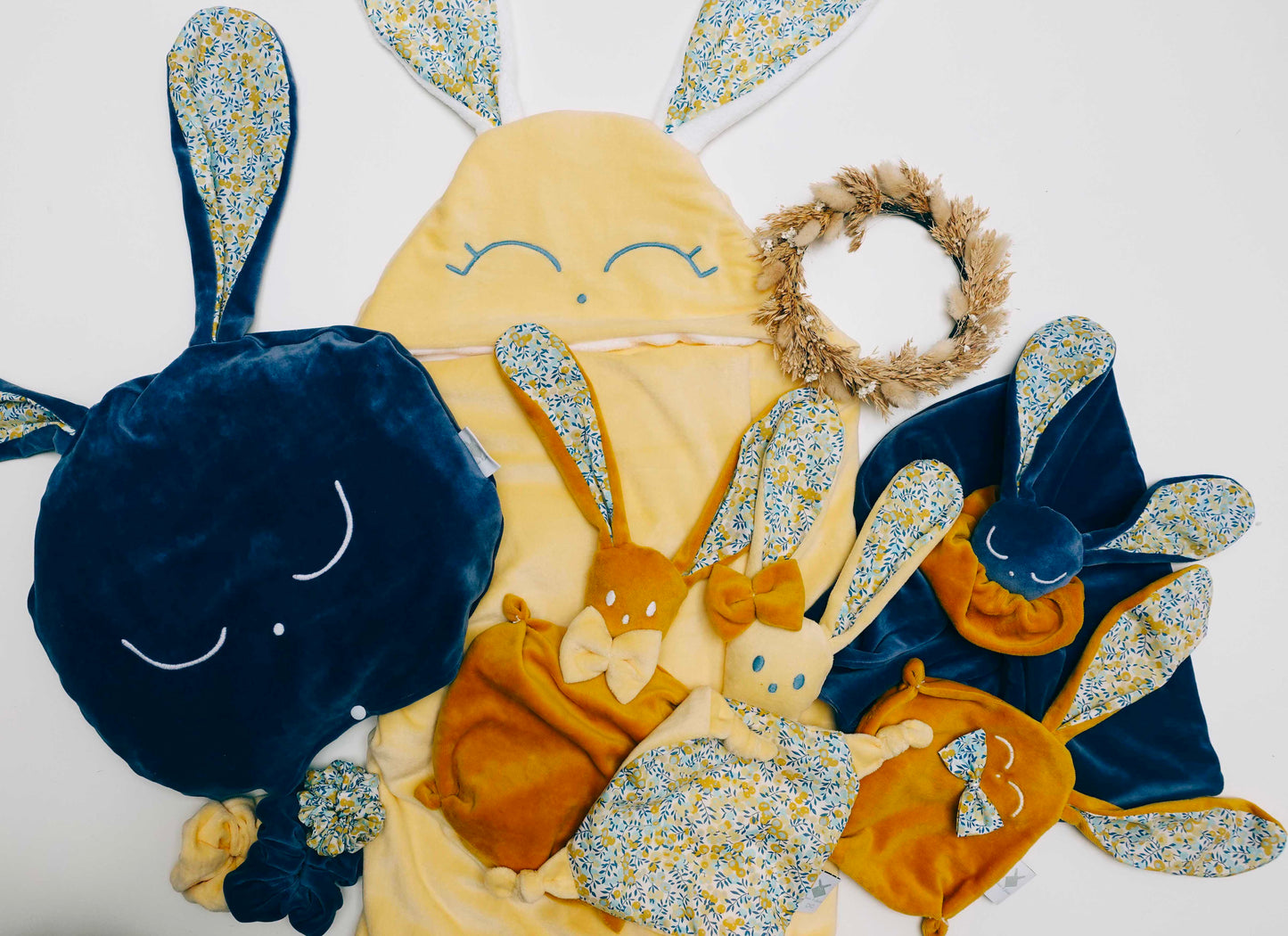Doudou Velours Chouchou – Wiltshire Sunshine