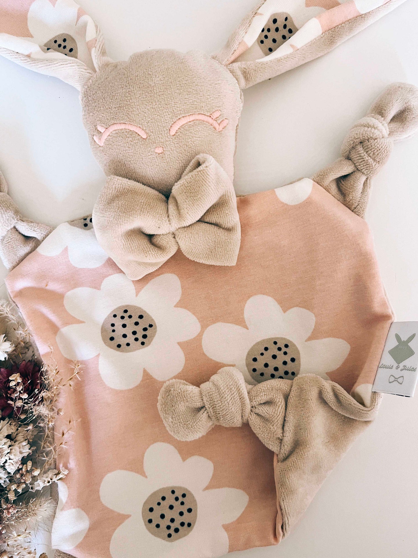 PROTOTYPE - Doudou Velours Chouchou – Bloom Bloom Pink