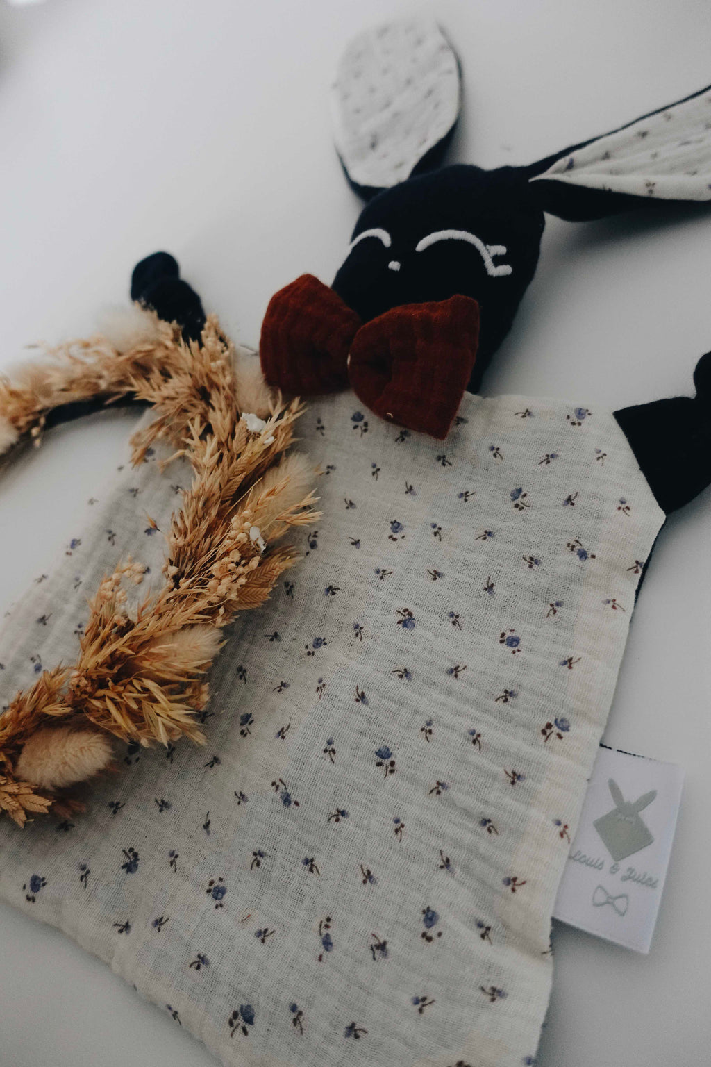 Doudou Lange Chouchou – Blue Leaves