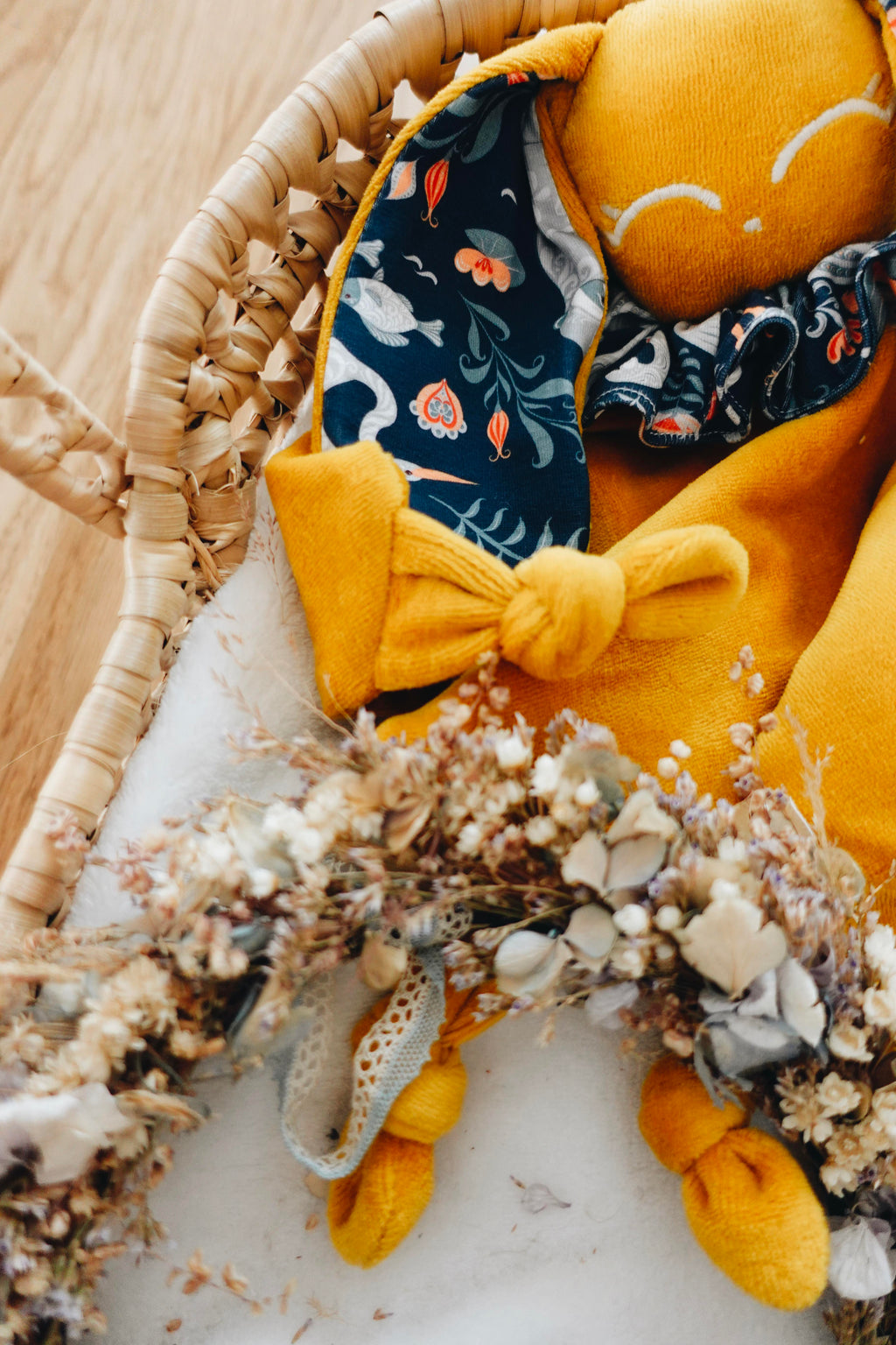 PROTOTYPE - Doudou Velours Câlin Noeuds - Lac Magique