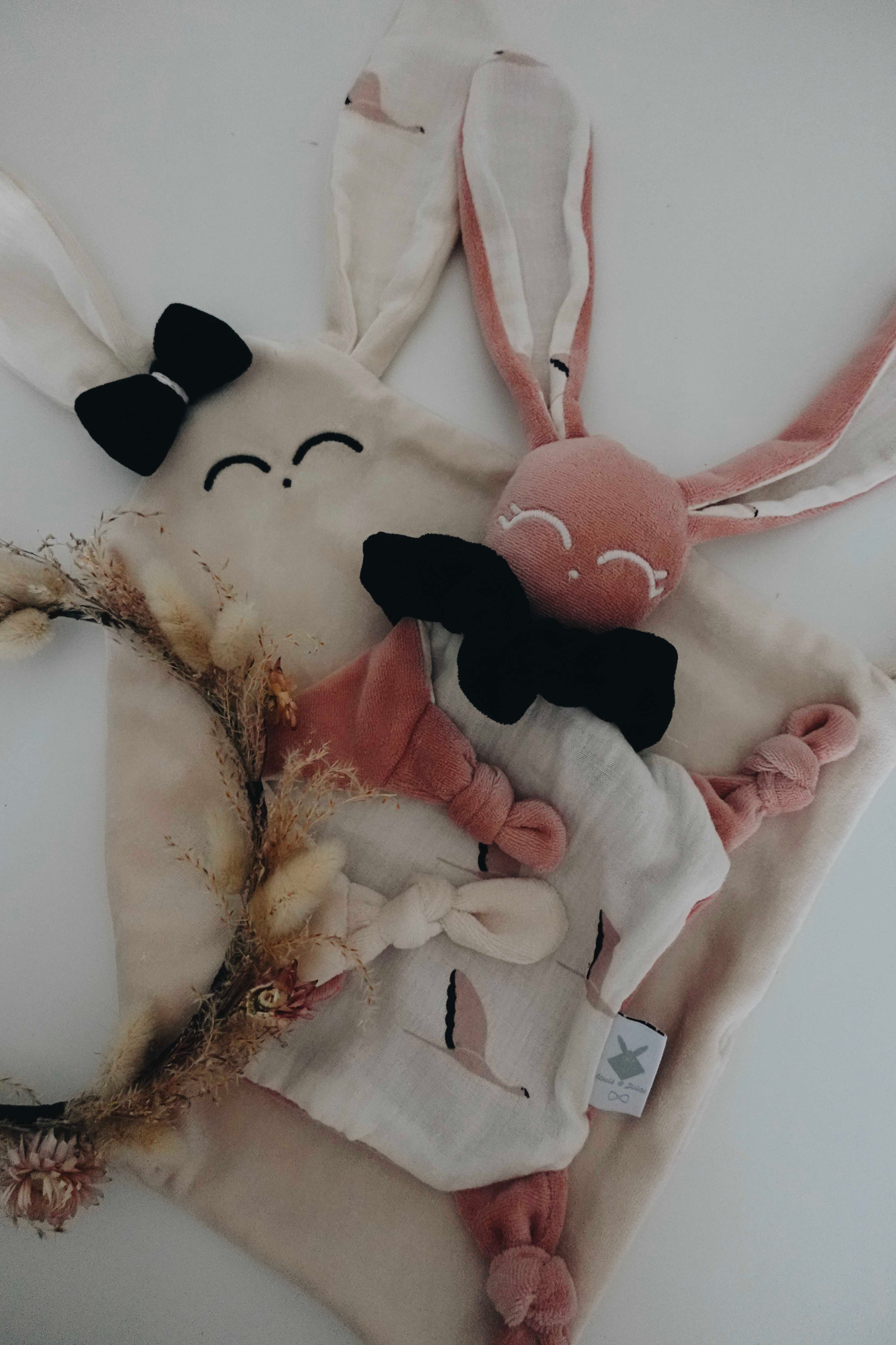 Doudou Velours Chouchou – Flamands Rose