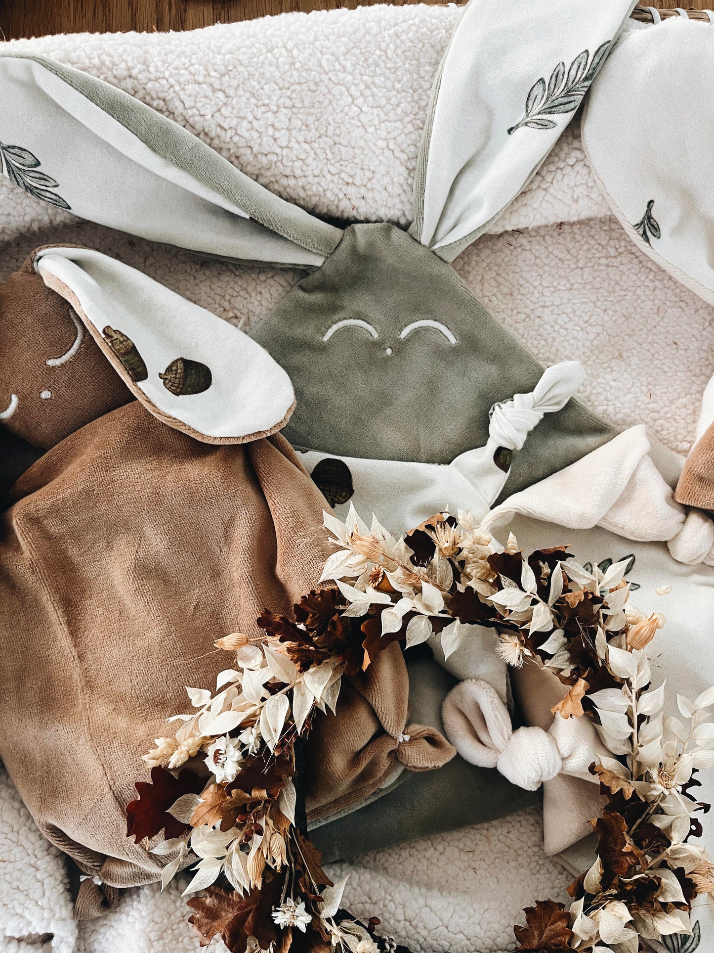 Doudou Velours Classique Noeuds - Acorns and Leaves
