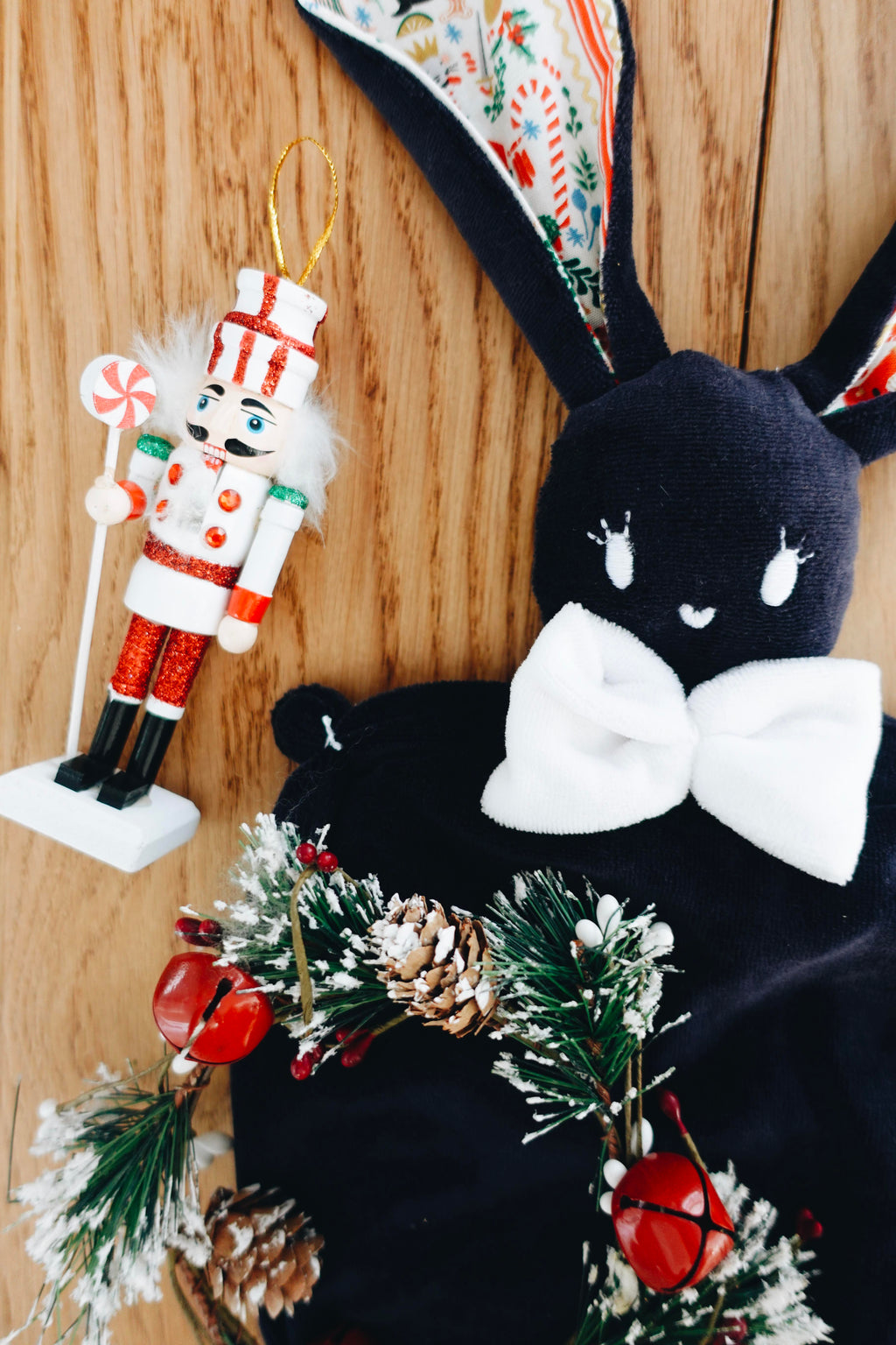 PROTOTYPE - Bouillotte noyaux de cerise velours - Deck the Halls