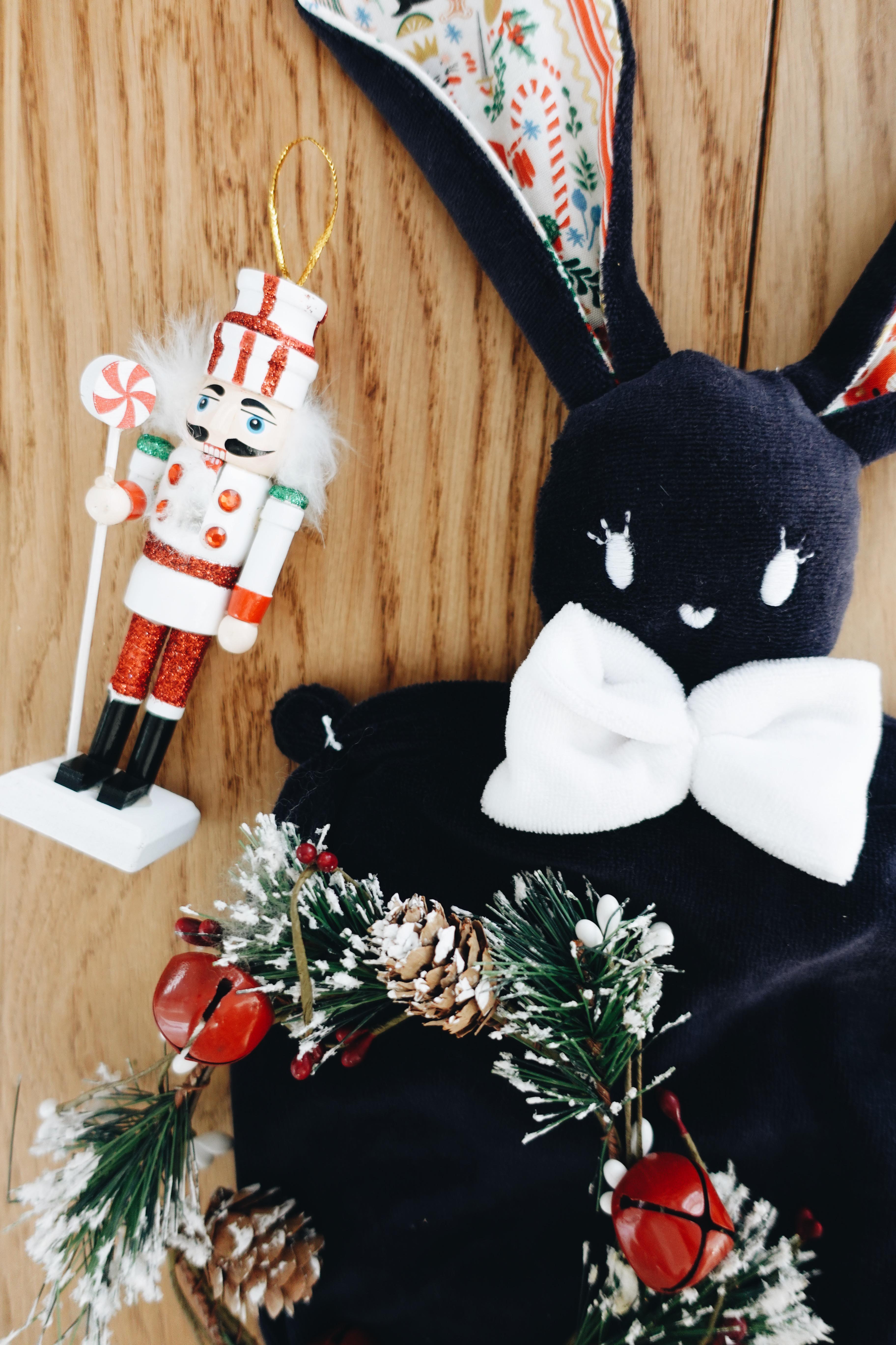 PROTOTYPE - Bouillotte noyaux de cerise velours - Deck the Halls