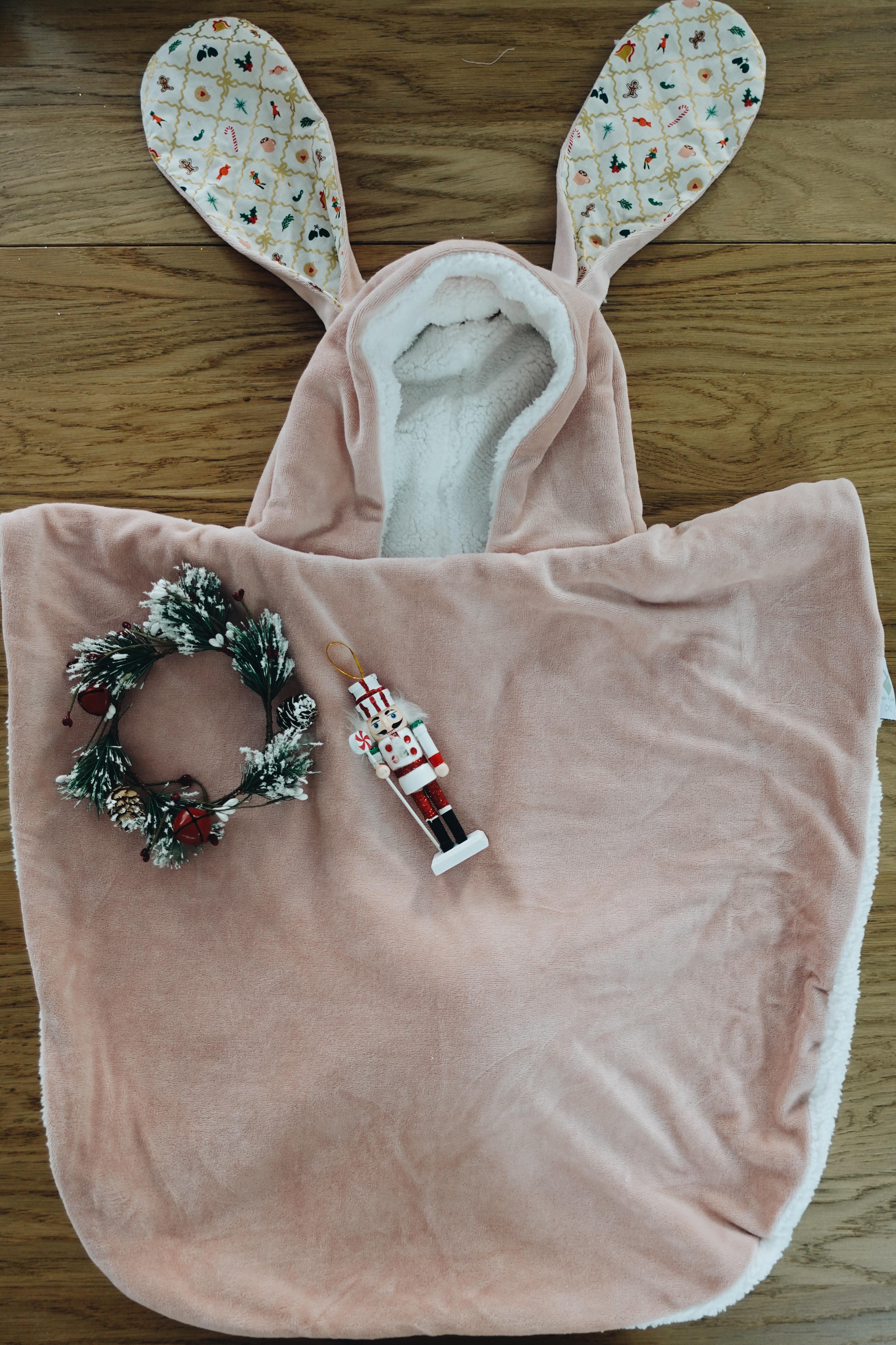 PROTOTYPE - Poncho - Holiday Argyle