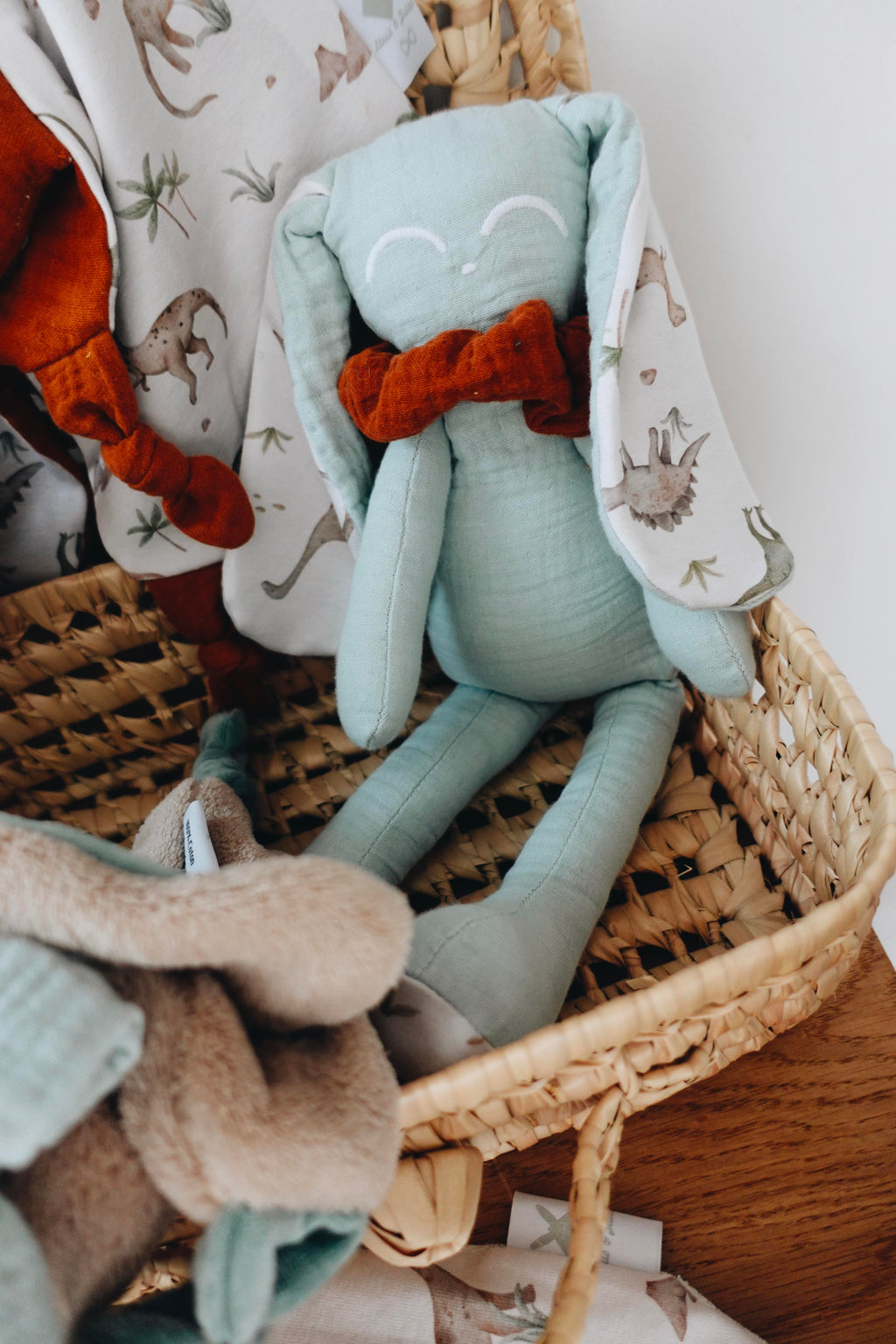 PROTOTYPE - Peluche - Dino Pastel