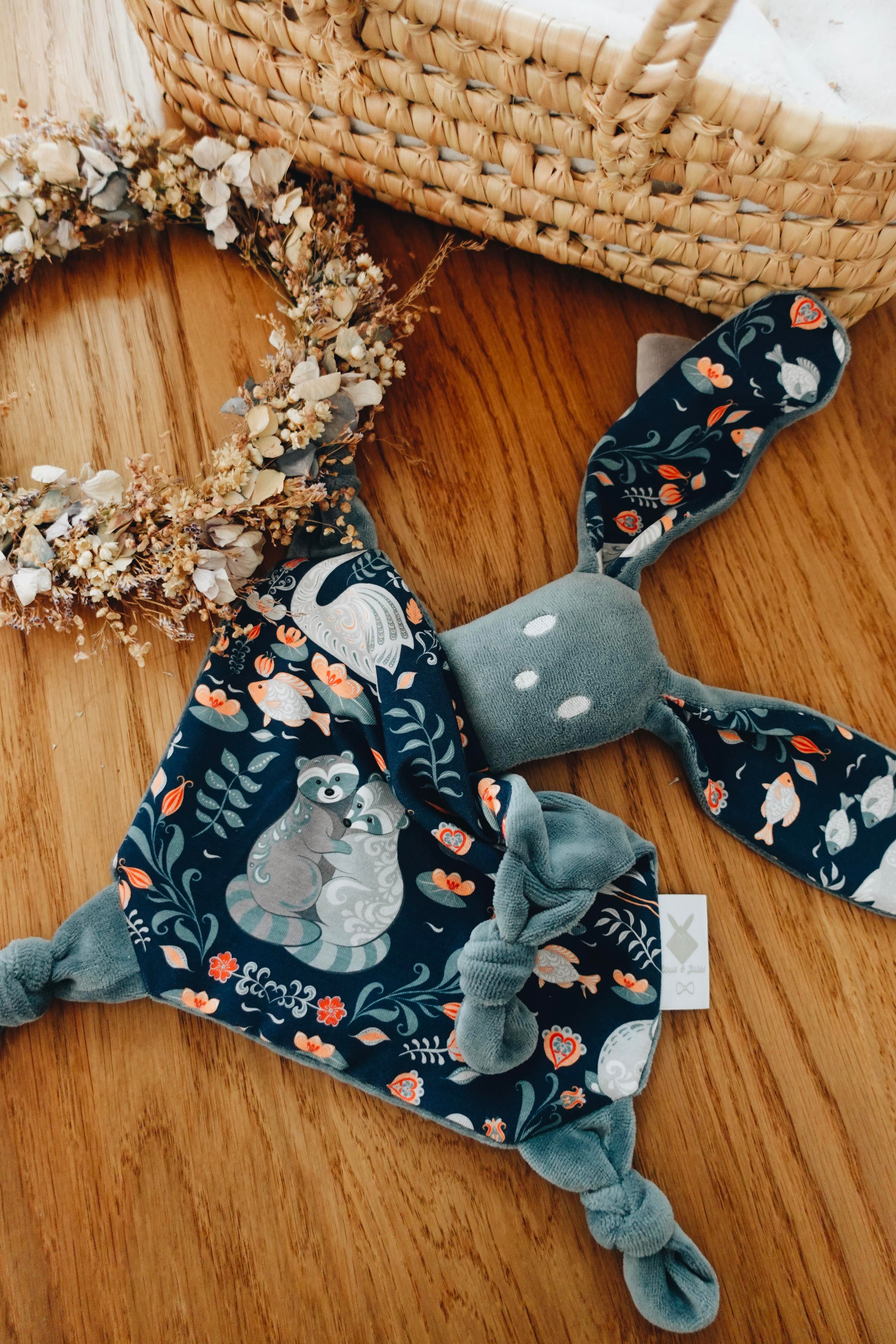 PROTOTYPE - Doudou Velours Chouchou - Lac Magique