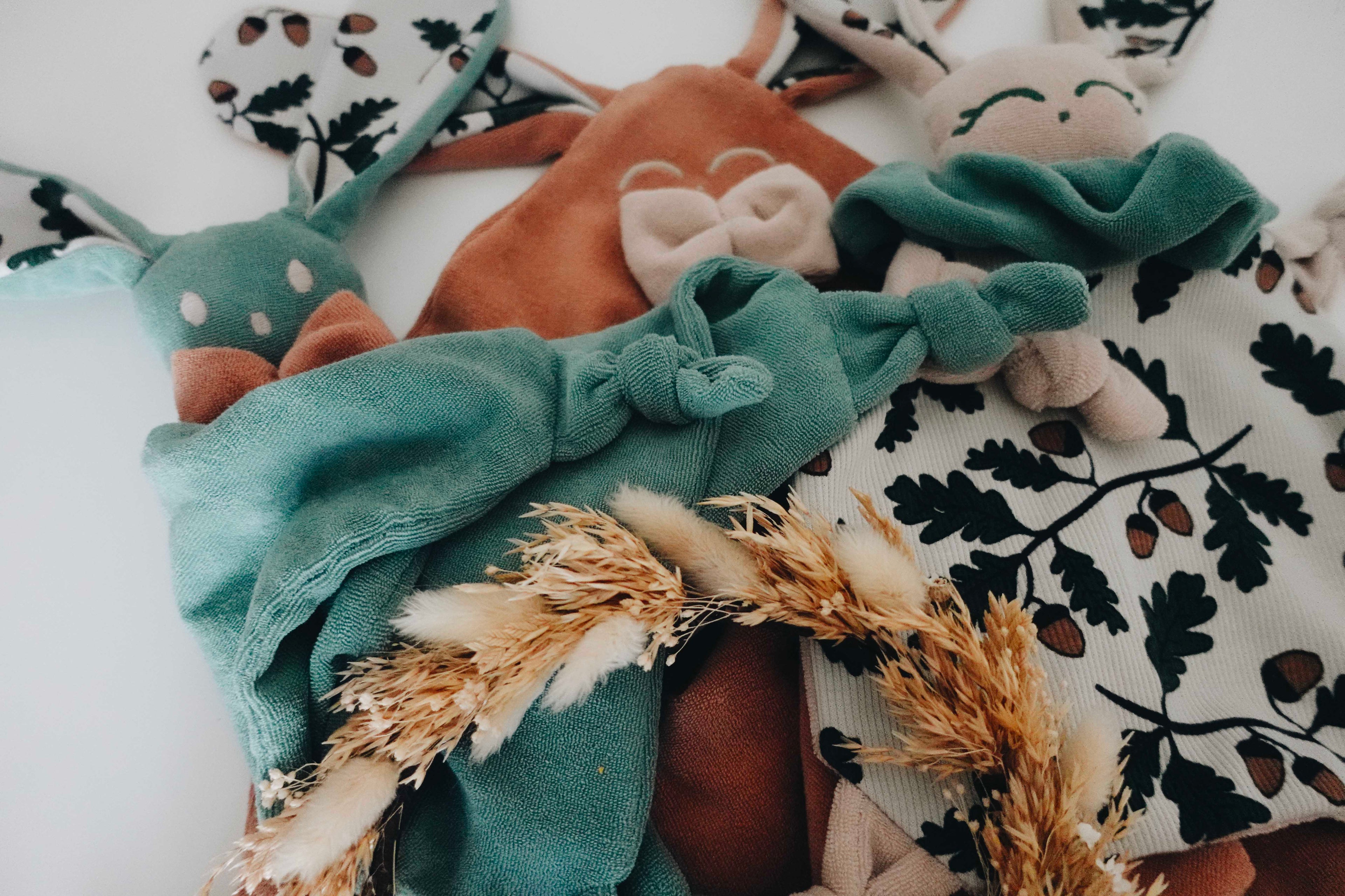 Doudou Eponge Câlin Noeuds - Acorns