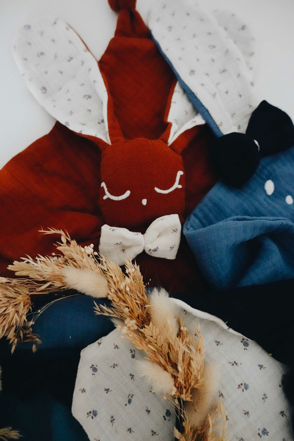 Doudou Lange Chouchou – Blue Leaves