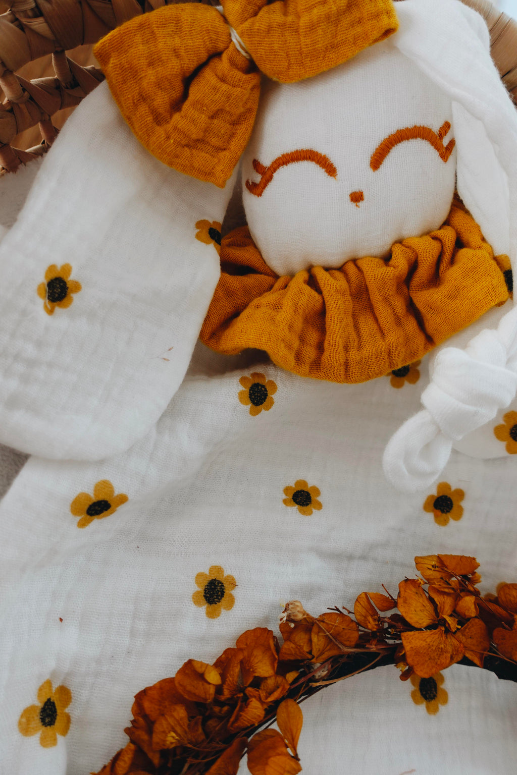 PROTOTYPE - Doudou Lange Chouchou – Yellow Daisies