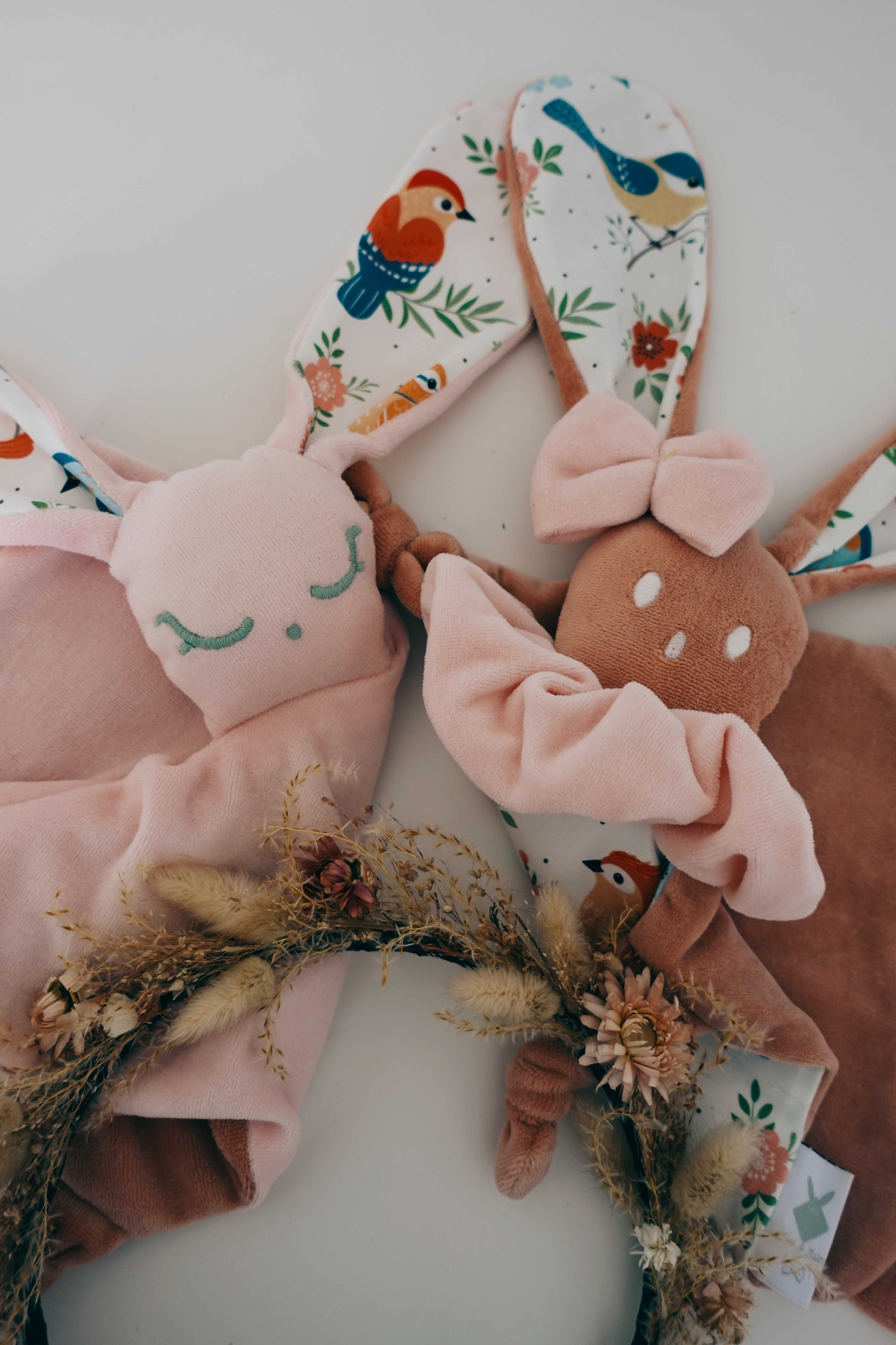 Doudou Velours Câlin Noeuds - Singing Birds