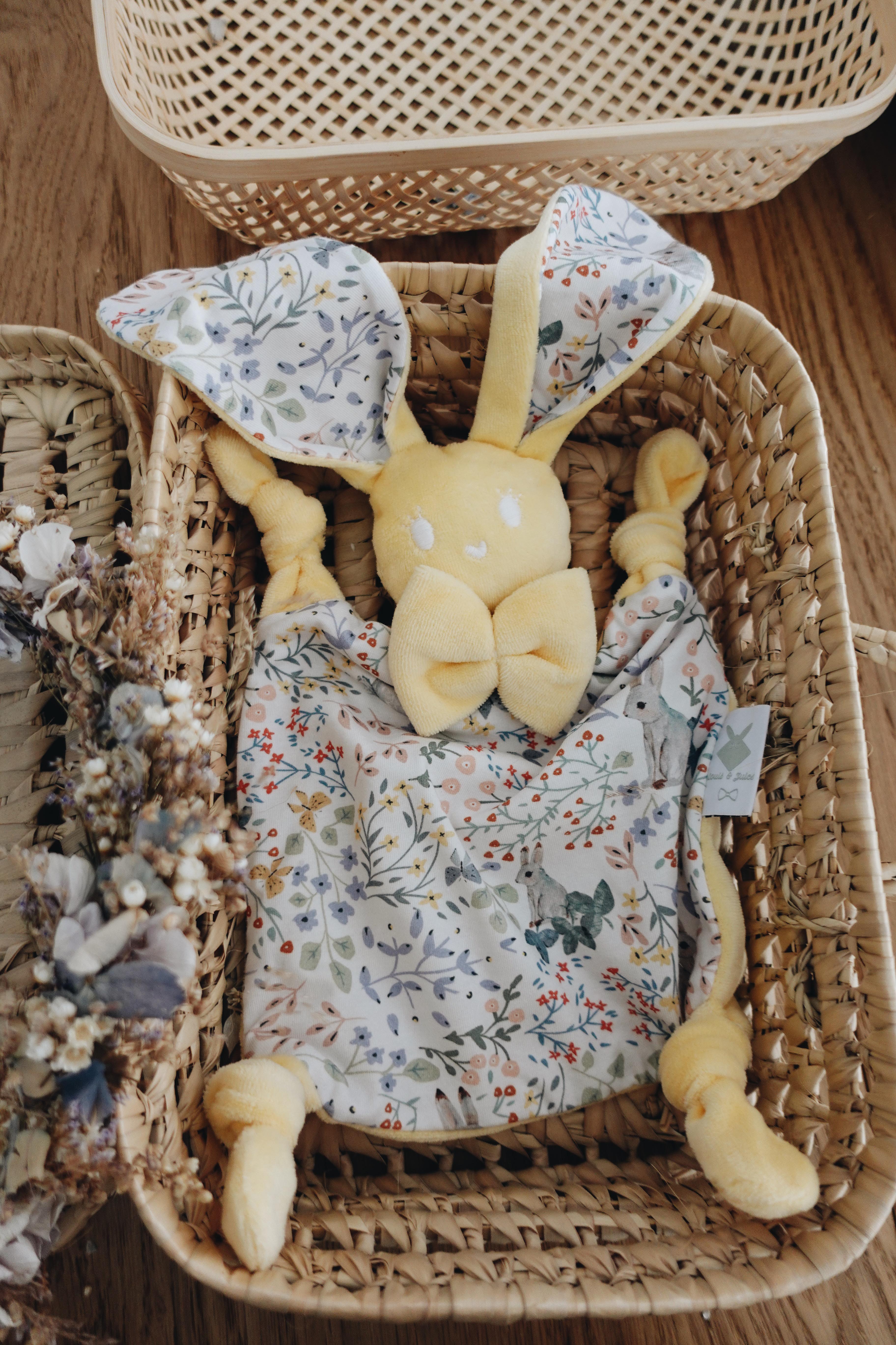PROTOTYPE - Doudou Velours Chouchou - Cottontails Blossom