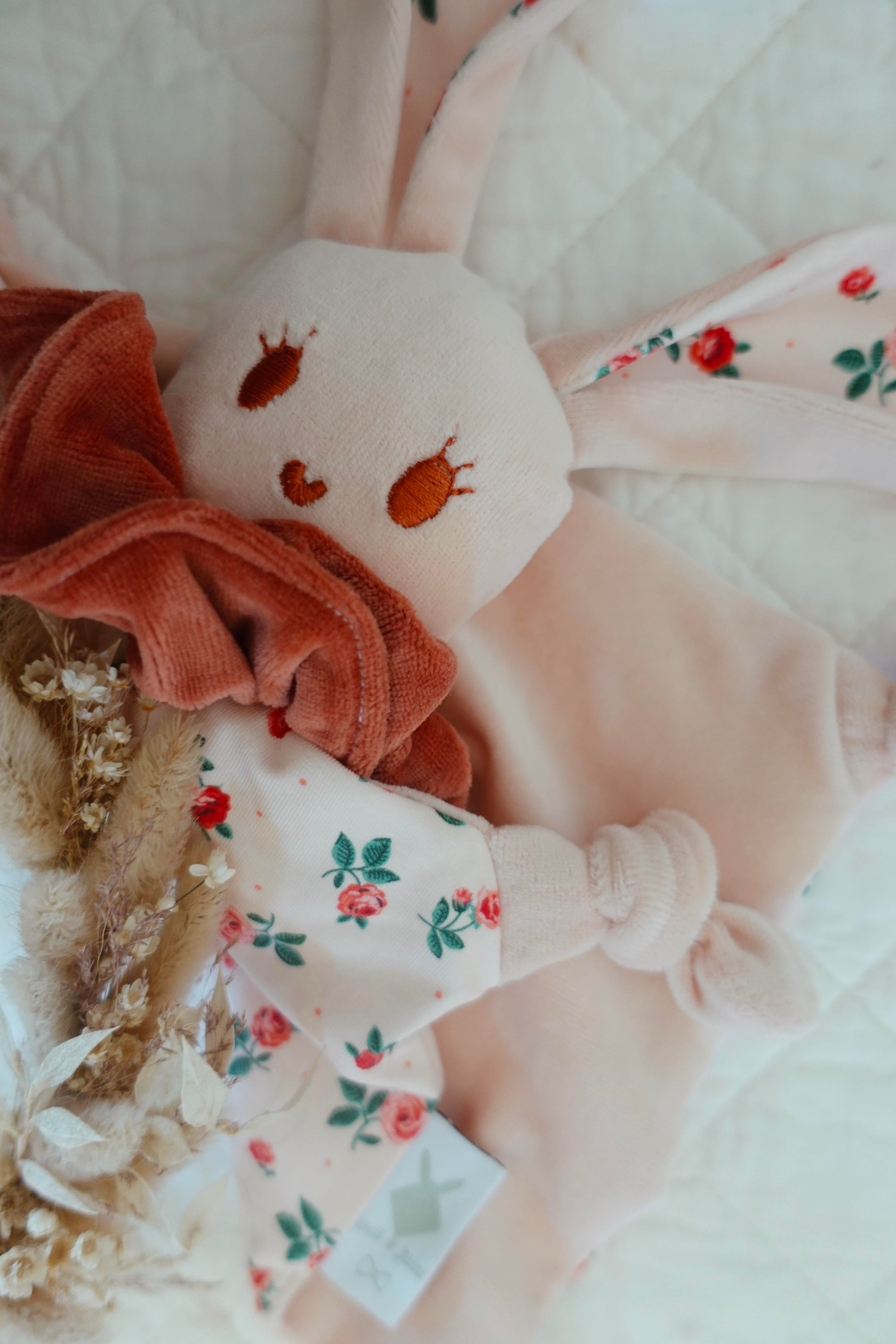 Doudou Velours Chouchou - Pink Roses