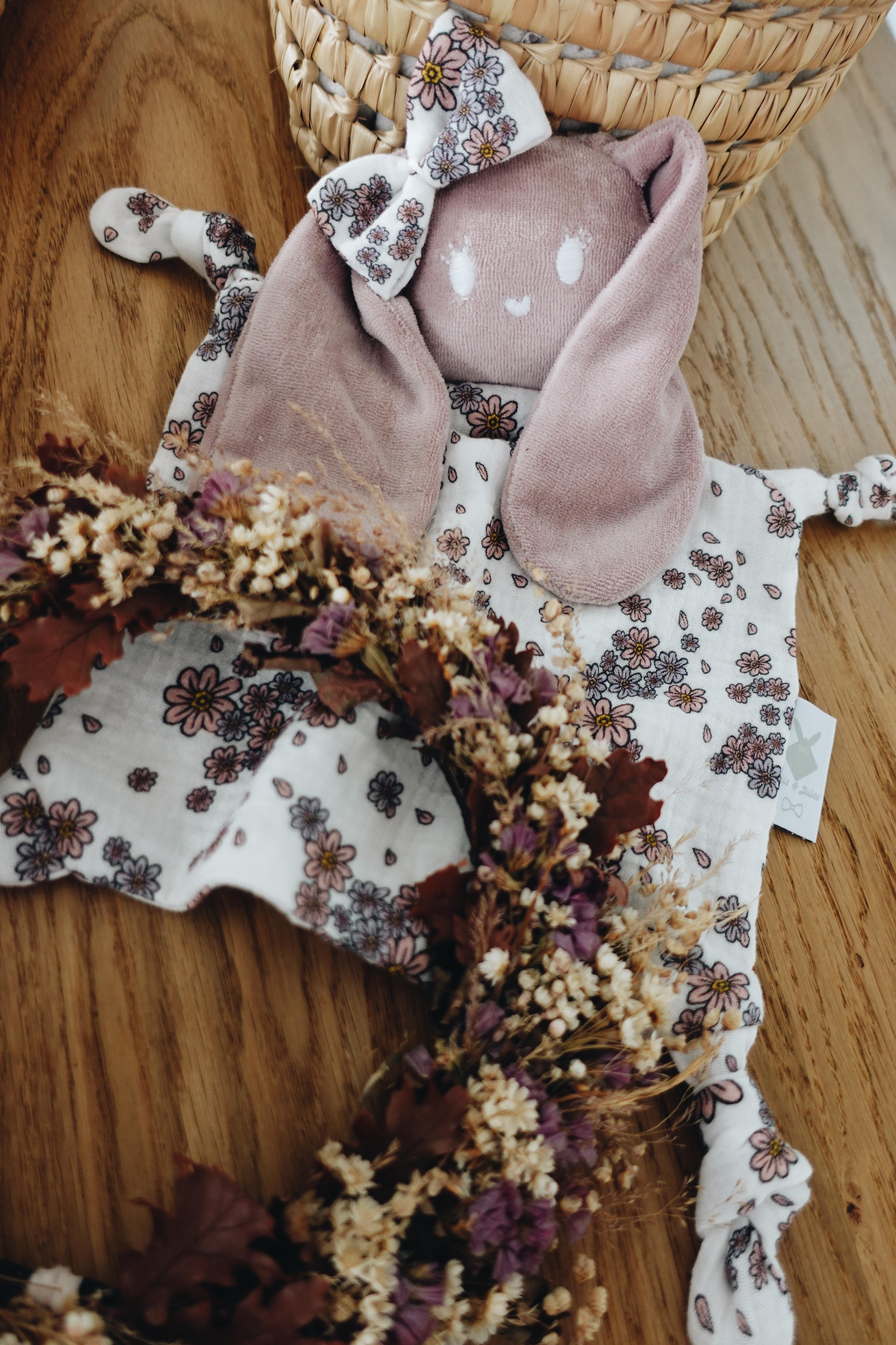 PROTOTYPE - Doudou Mousseline Flower Leaves