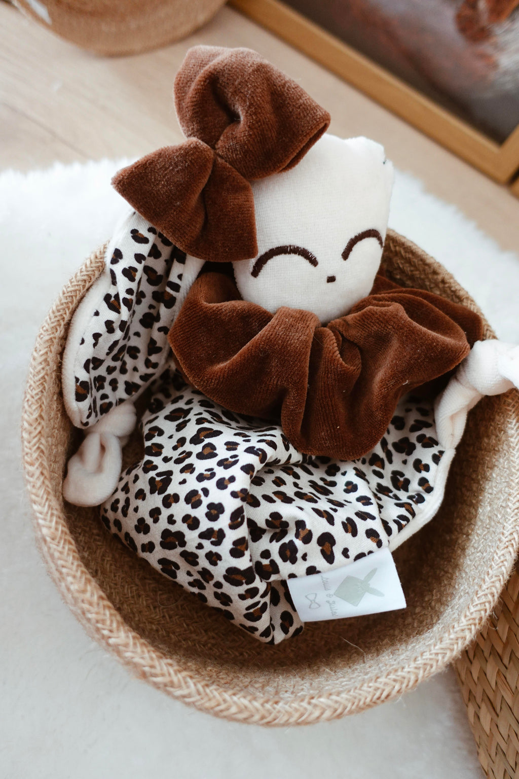 Doudou Velours Chouchou – Mia