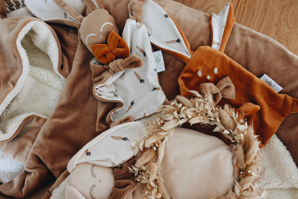PROTOTYPE - Doudou Velours Mini Noeuds - Carrots
