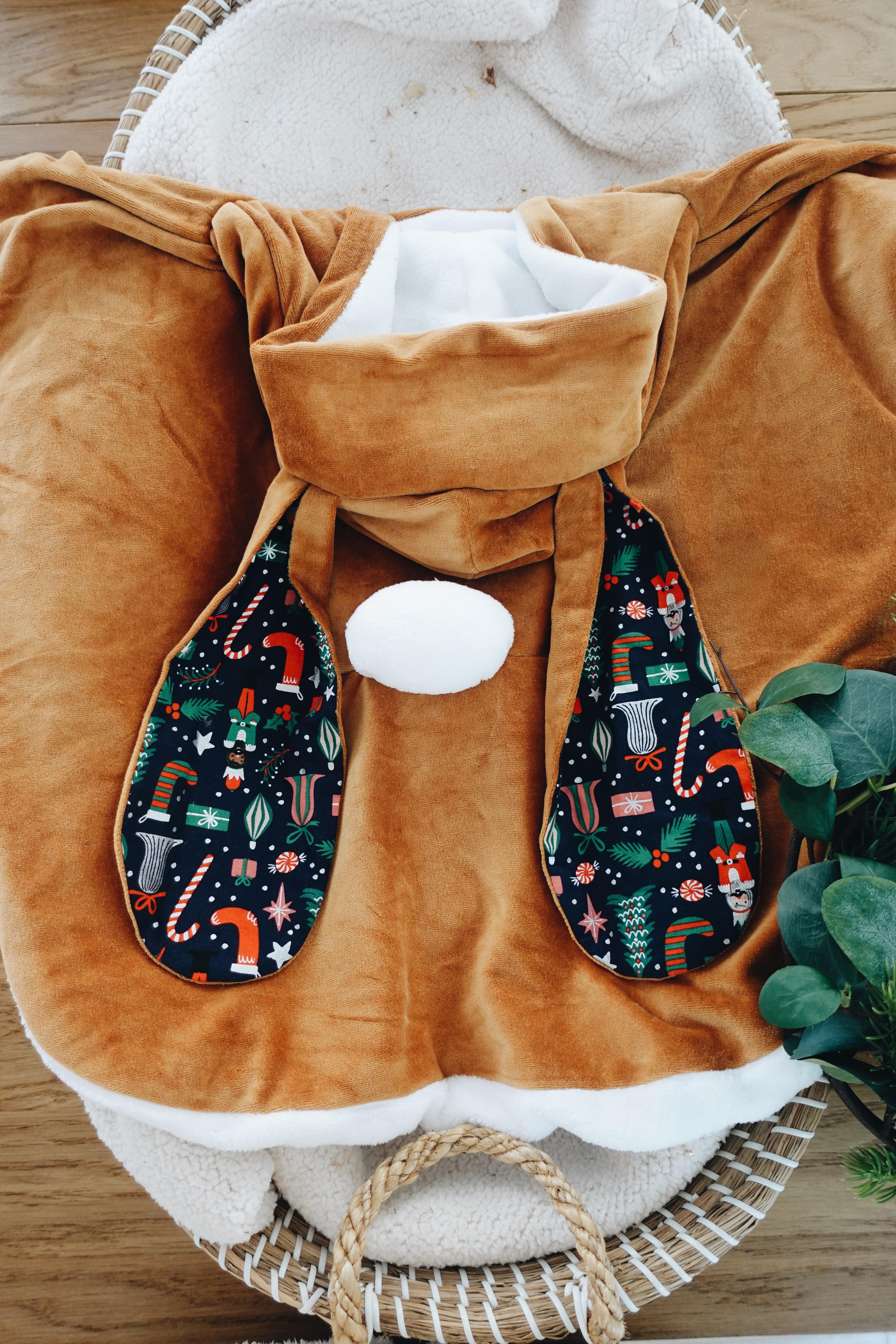 PROTOTYPE - Poncho - Jolly Nutcracker