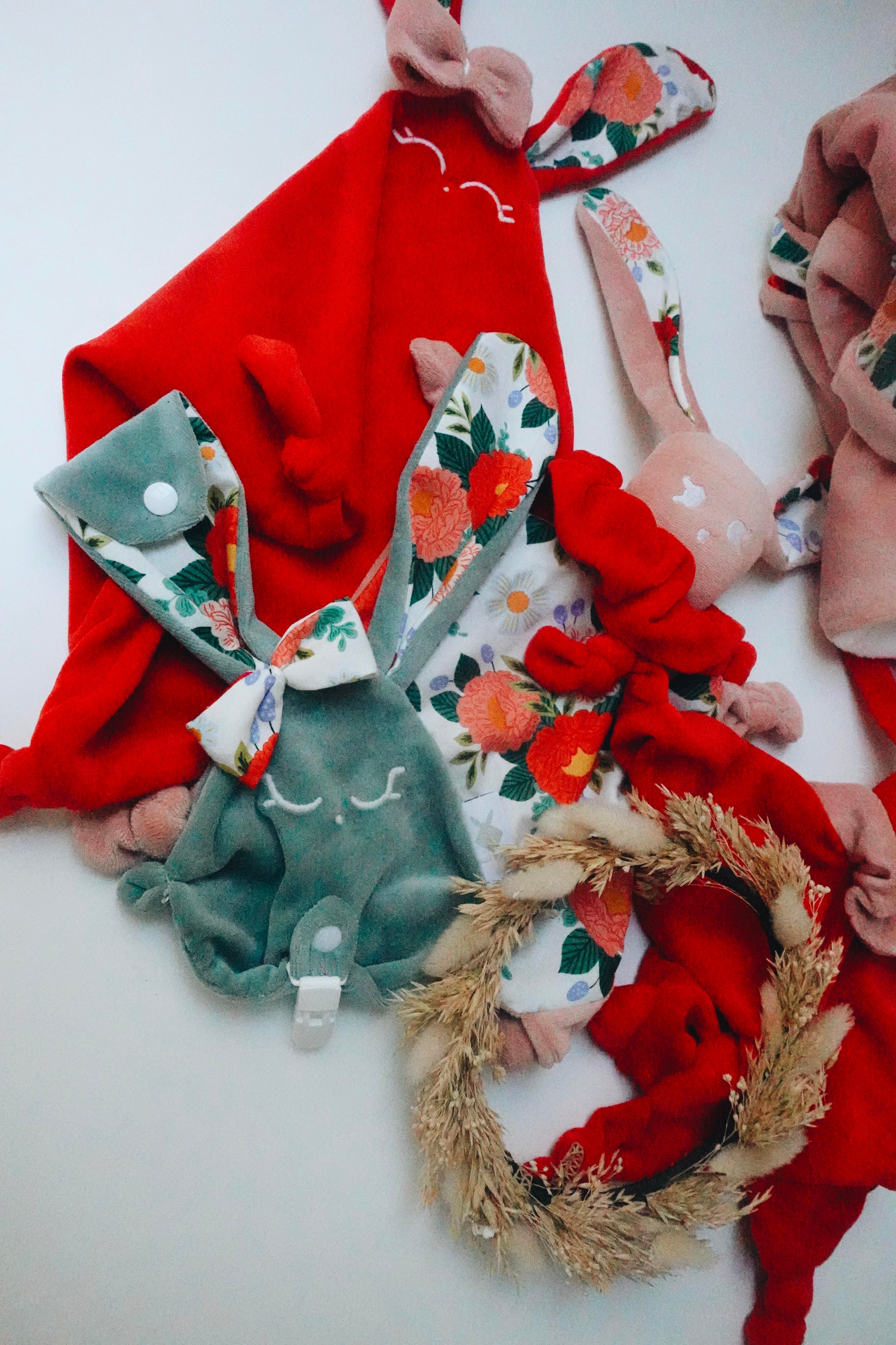 Doudou Velours Classique Noeuds - Wild Flora