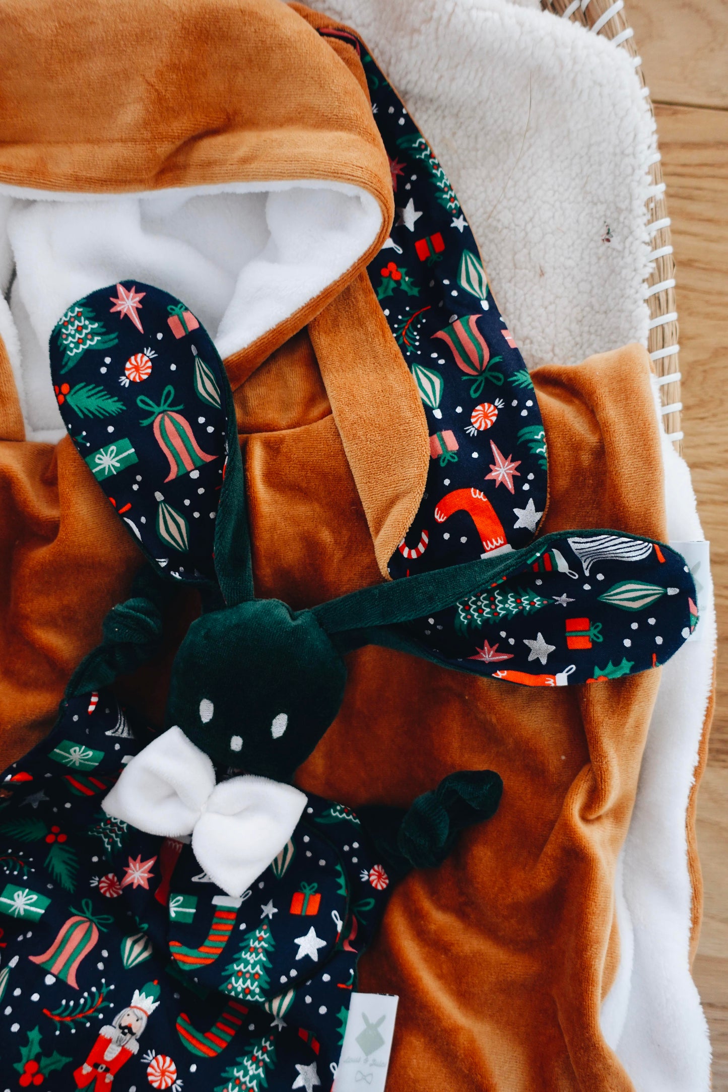 Poncho - Jolly Nutcracker