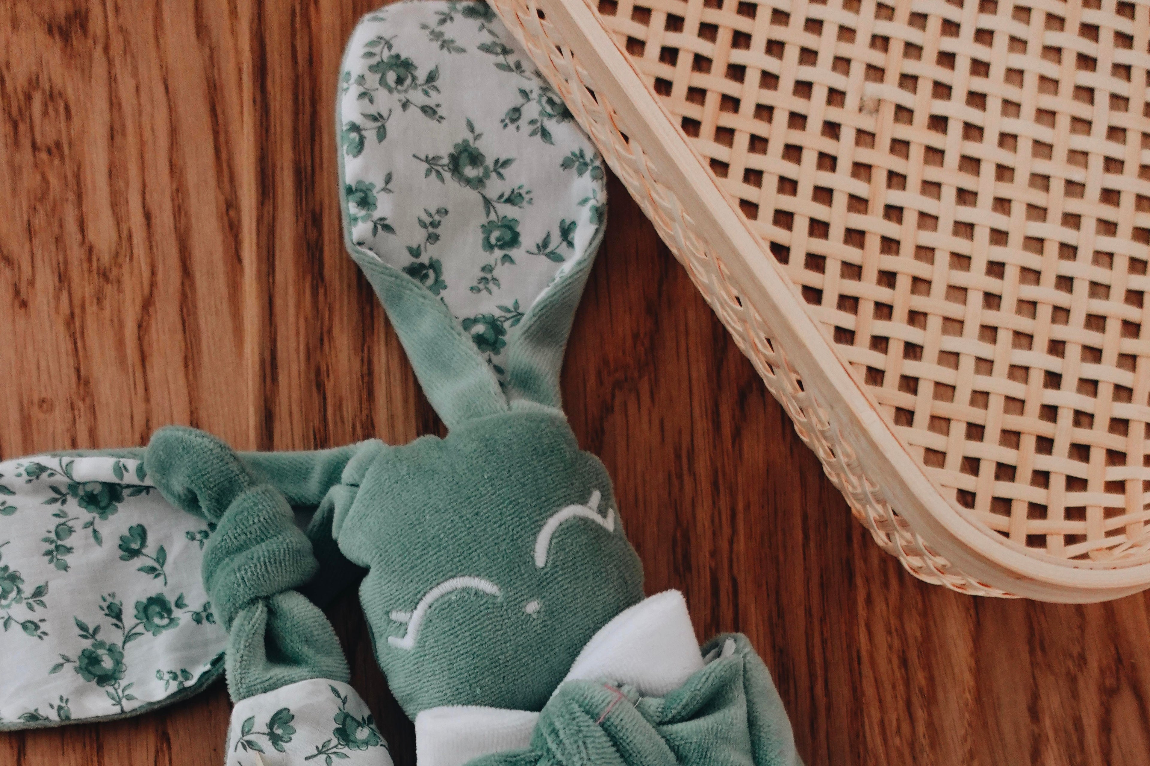 PROTOTYPE - Doudou Velours Chouchou - Roses d'Antan