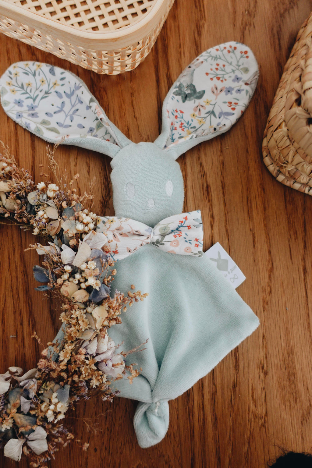 PROTOTYPE - Bébé Doudou Velours - Cottontails Blossom