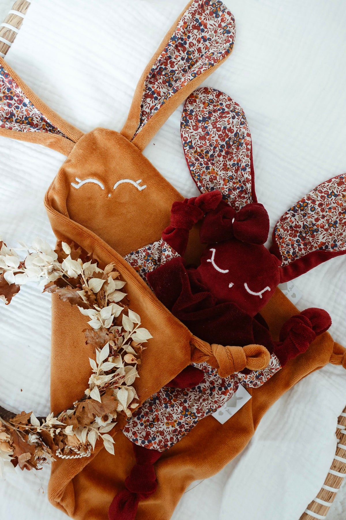 Doudou Velours Classique Noeuds - Wiltshire