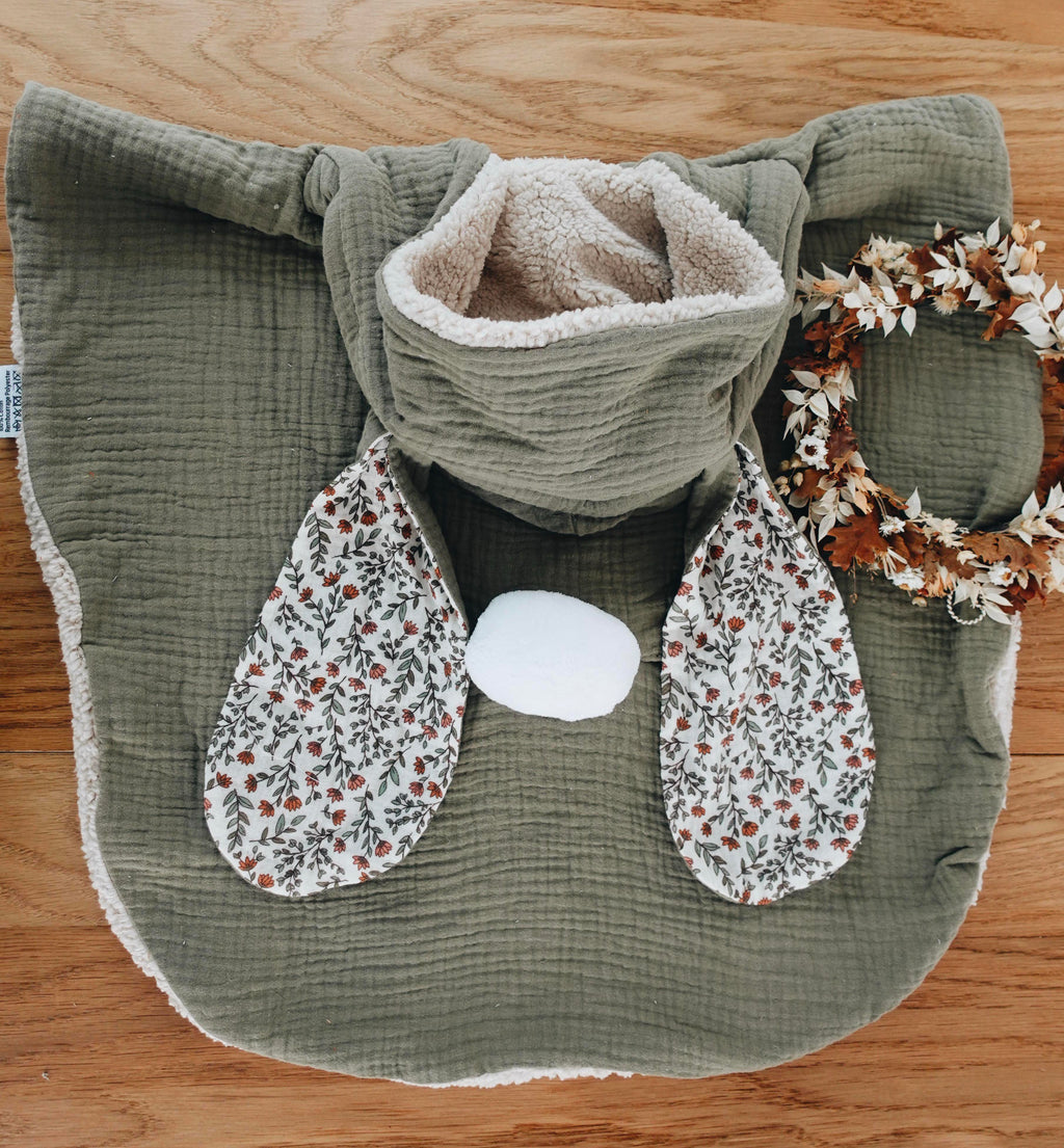 PROTOTYPE - Poncho - Terracotta Petals