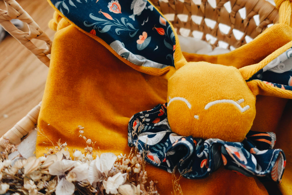 PROTOTYPE - Doudou Velours Câlin Noeuds - Lac Magique