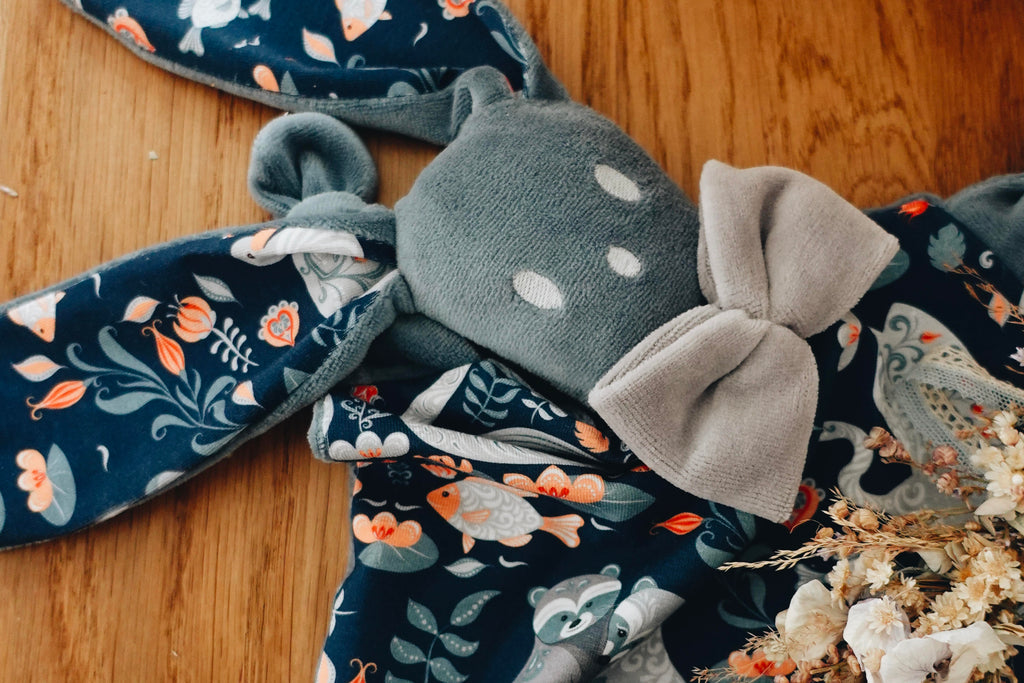 PROTOTYPE - Doudou Velours Chouchou - Lac Magique