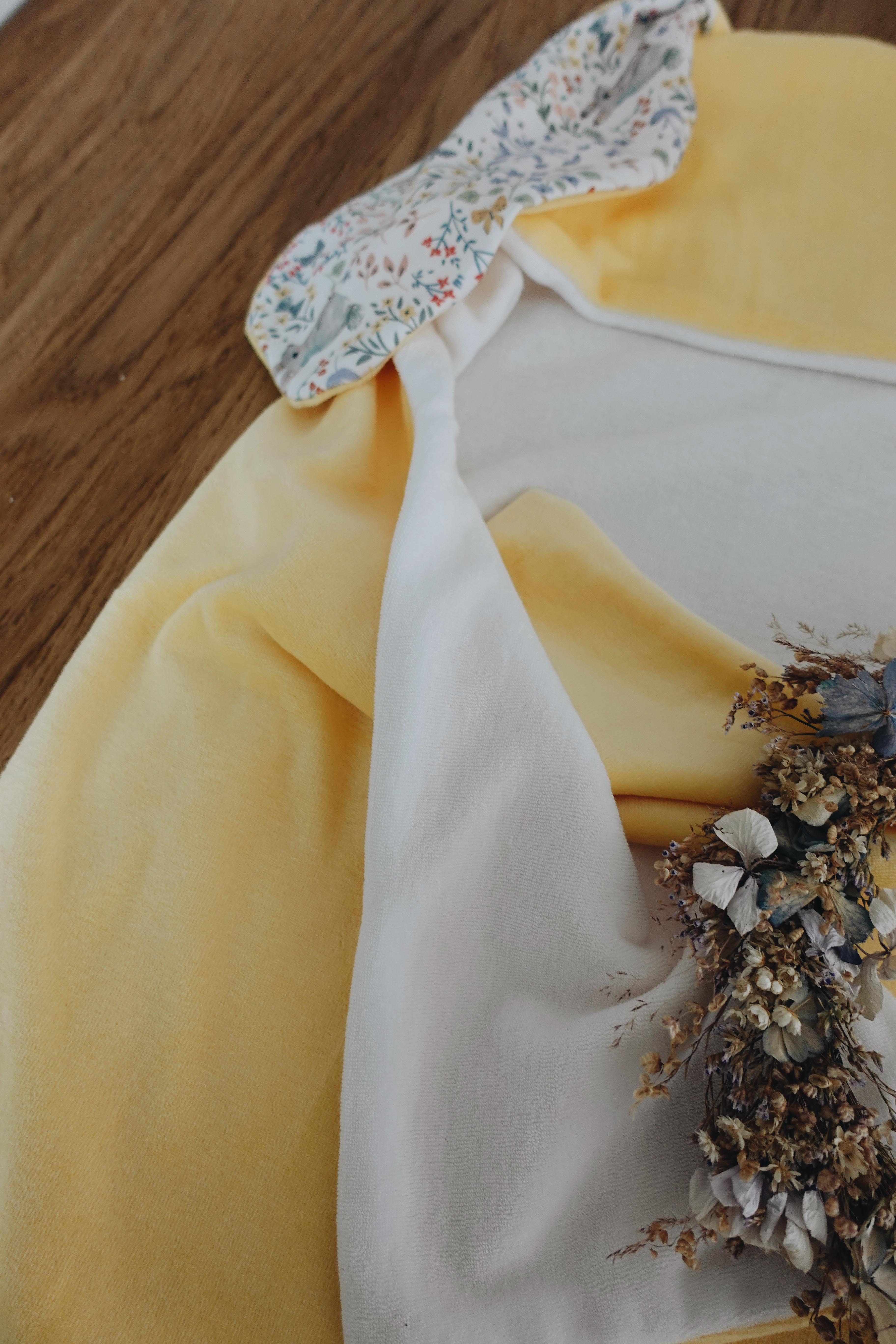 PROTOTYPE - Cape de bain Velours - Cottontails Blossom