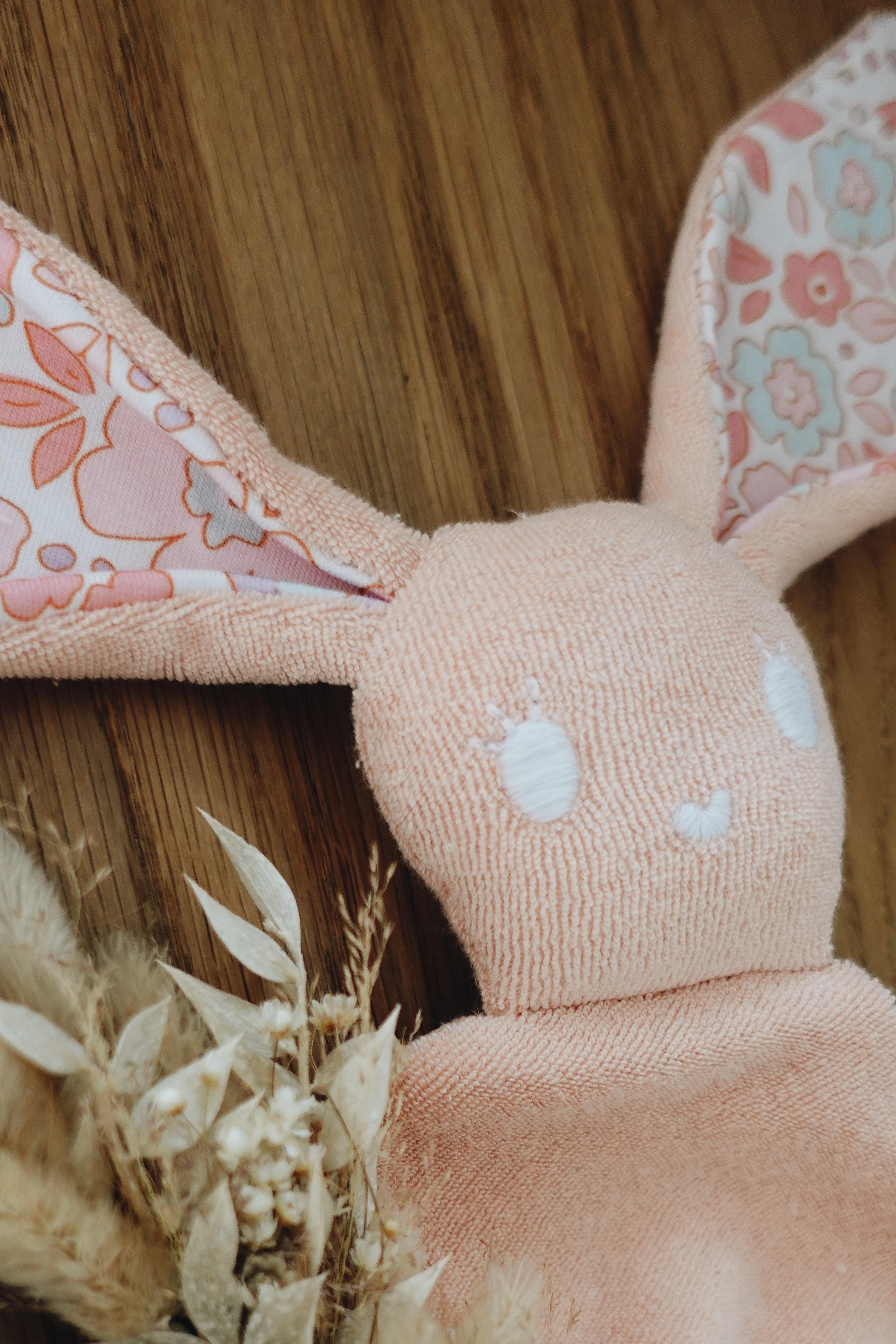 PROTOTYPE - Bébé Doudou Eponge - Mathilde