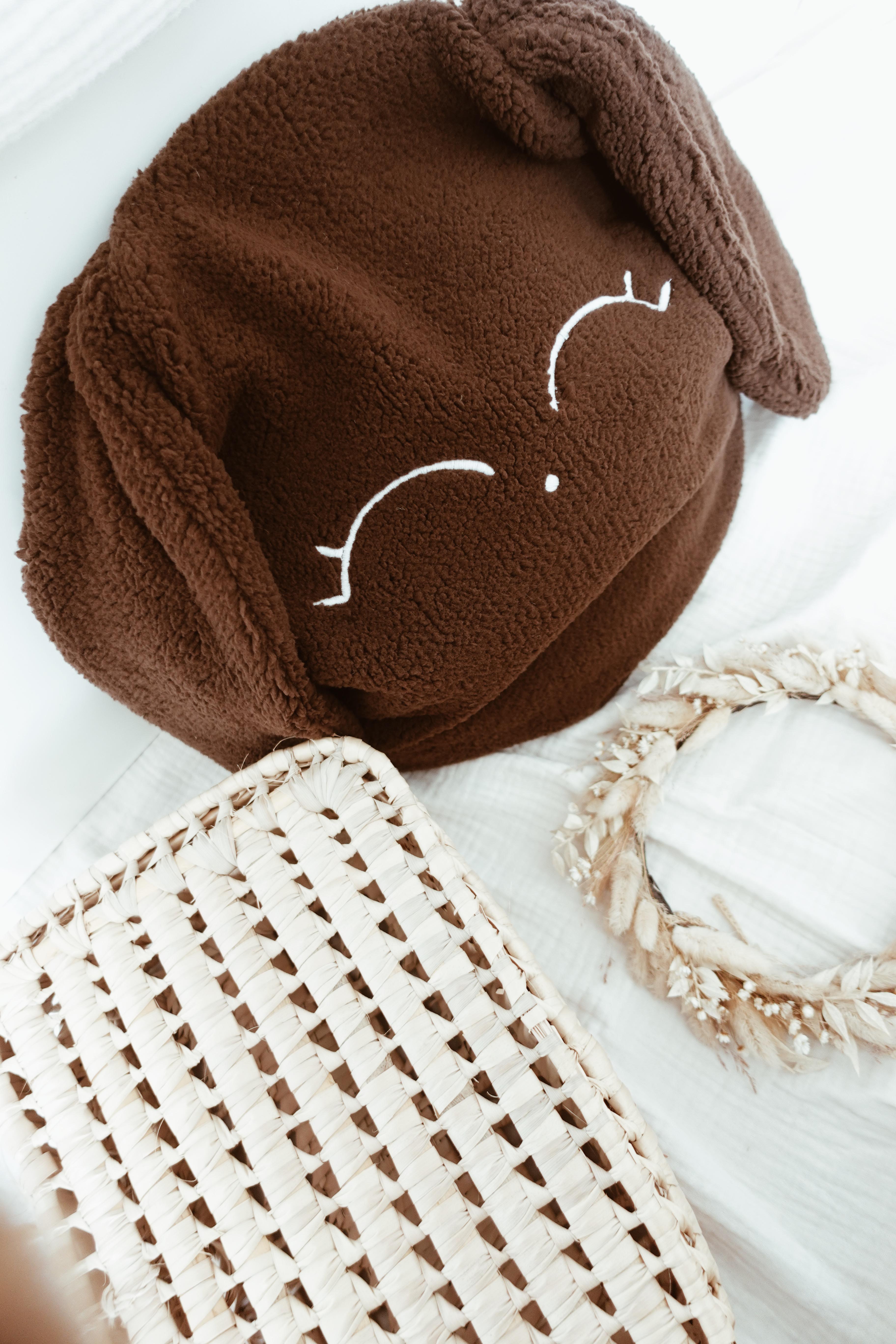 Petit Coussin Moumoute Pure - Épaisse Châtaigne