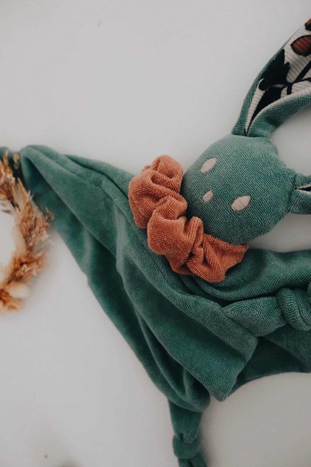 Doudou Eponge Câlin Noeuds - Acorns