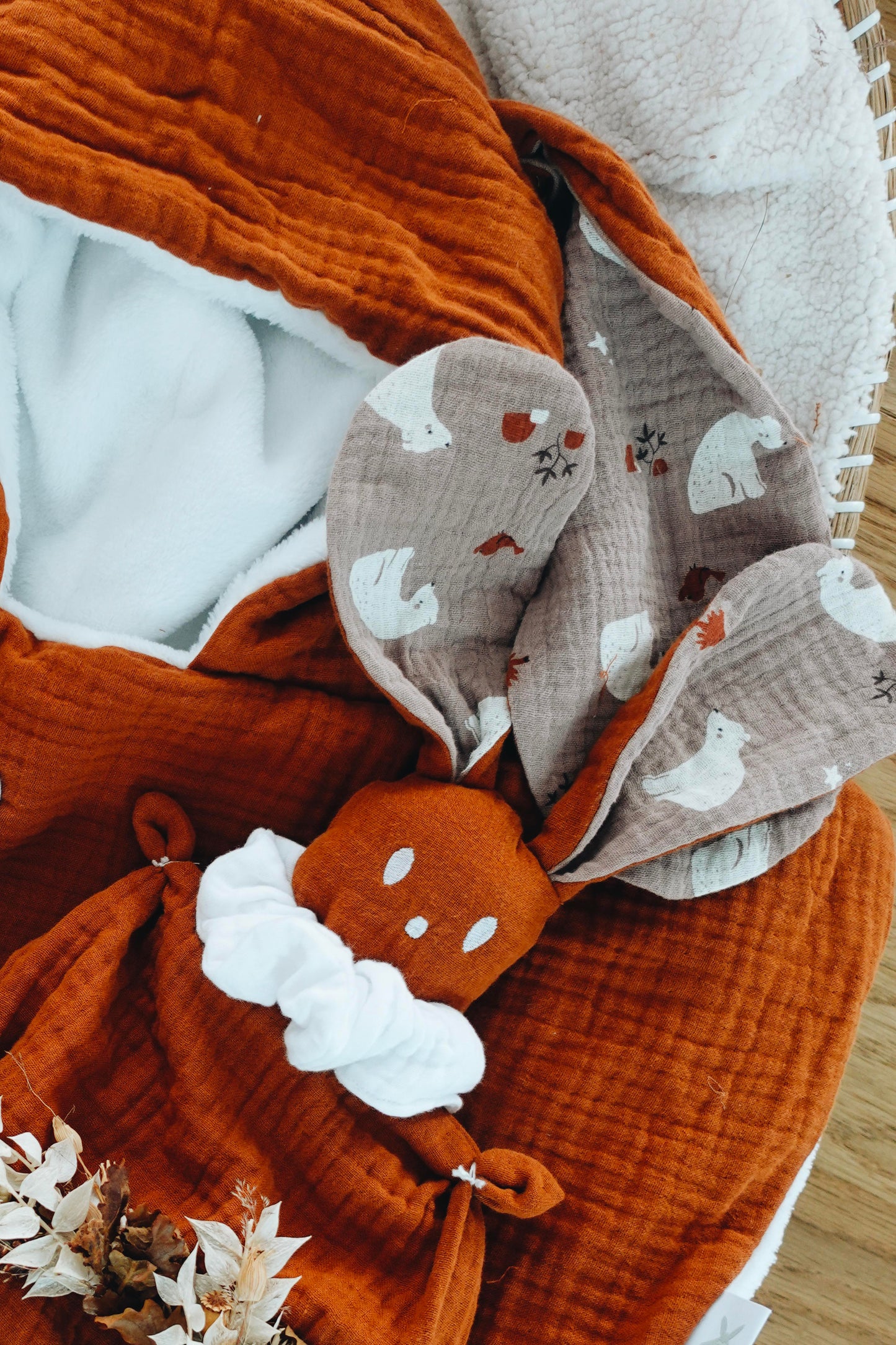 Poncho - Mocha Bears