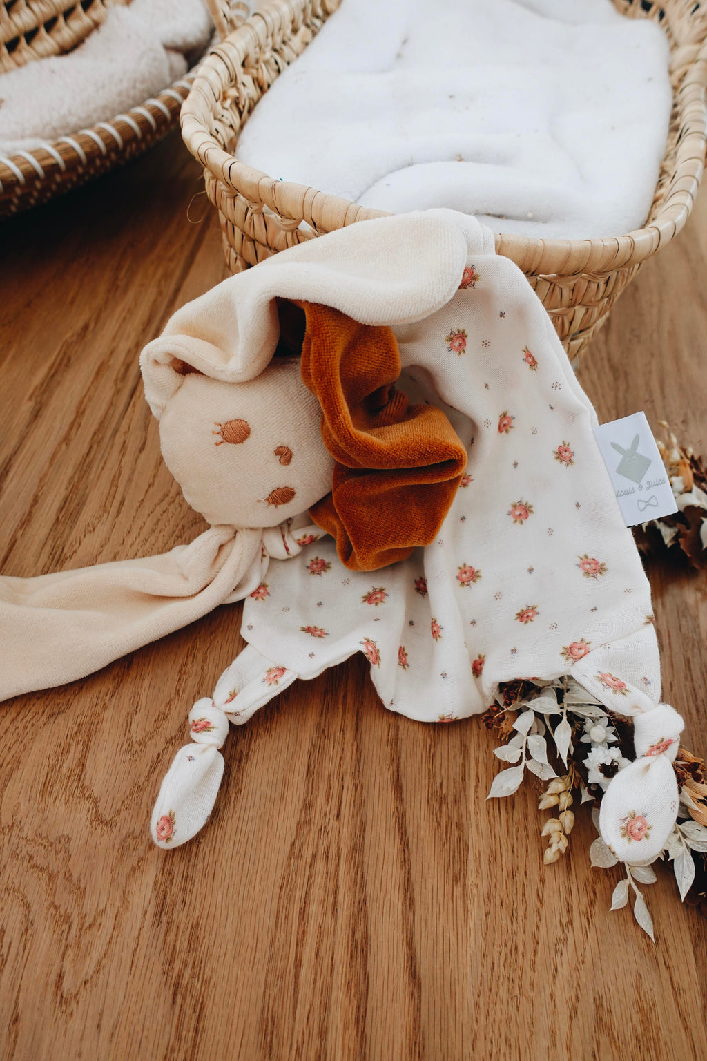 PROTOTYPE - Doudou Mousseline Monceau Rouge