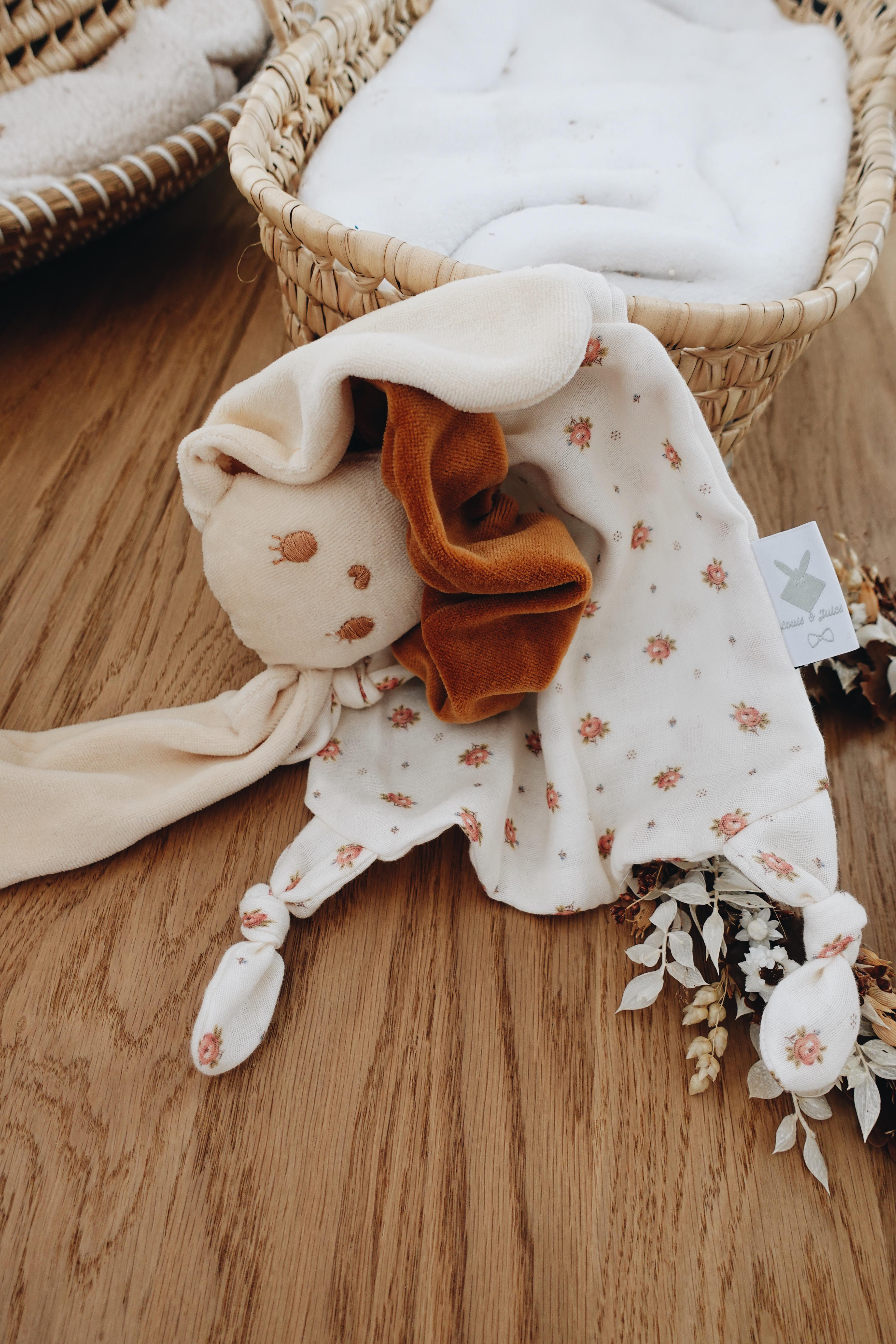 PROTOTYPE - Doudou Mousseline Monceau Rouge