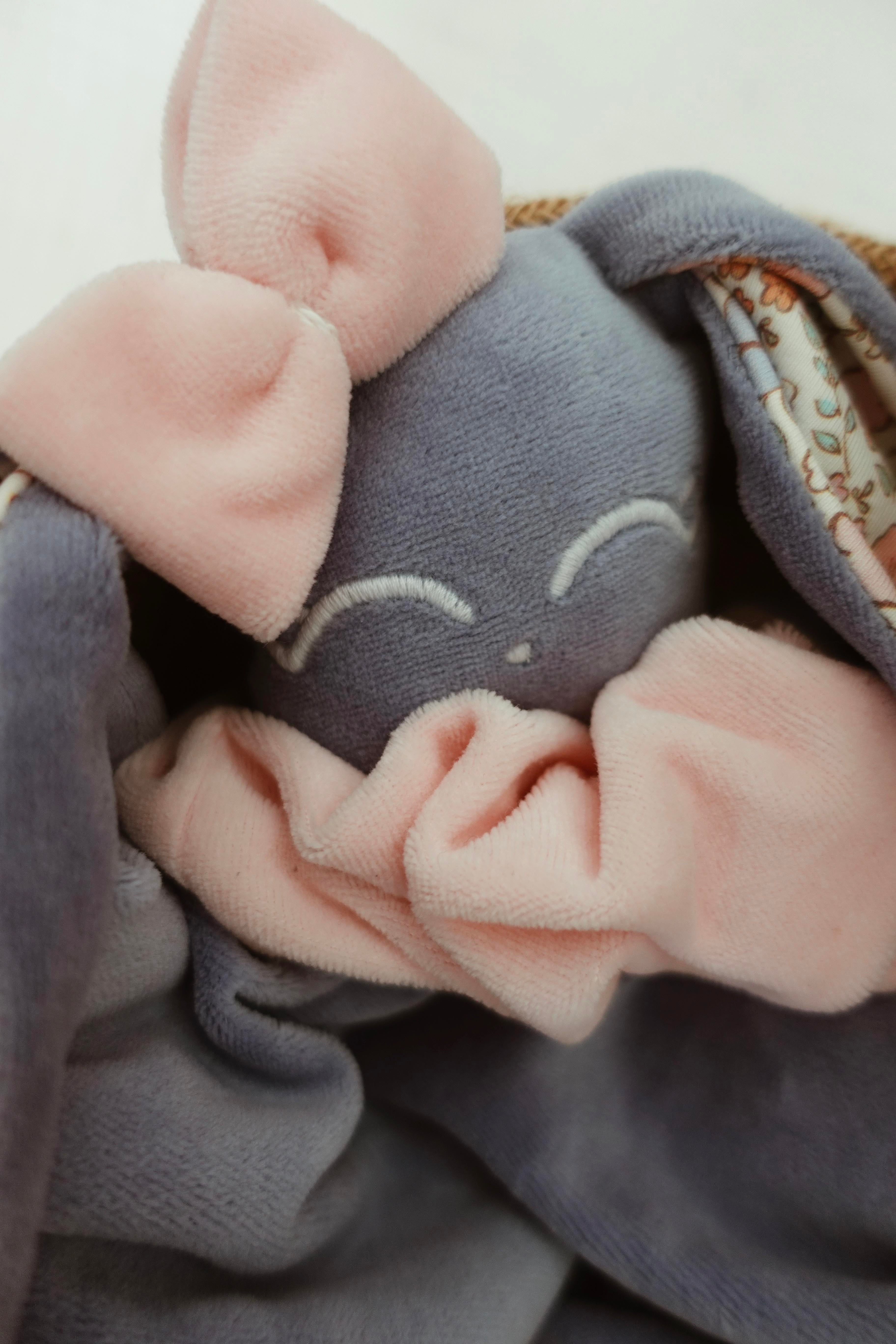 Doudou Velours Câlin Noeuds - Blush et Pastel