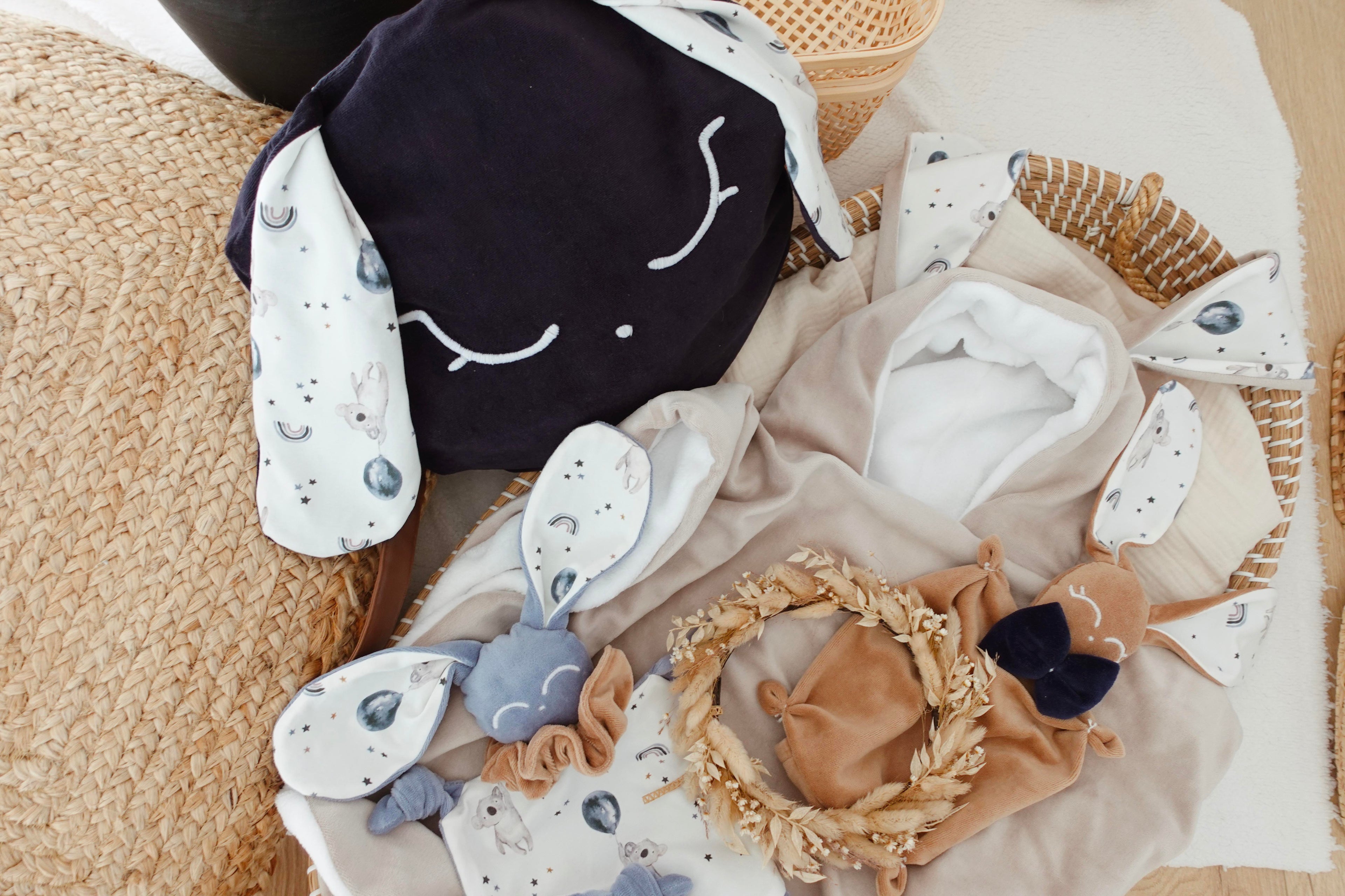 Petit Coussin Velours - Flying Koalas