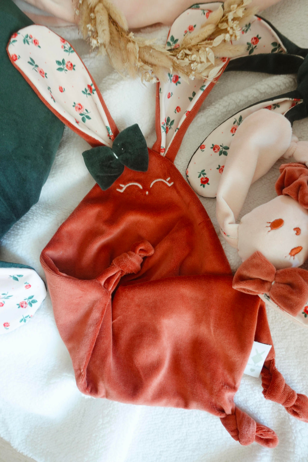 Doudou Velours Classique Noeuds - Pink Roses