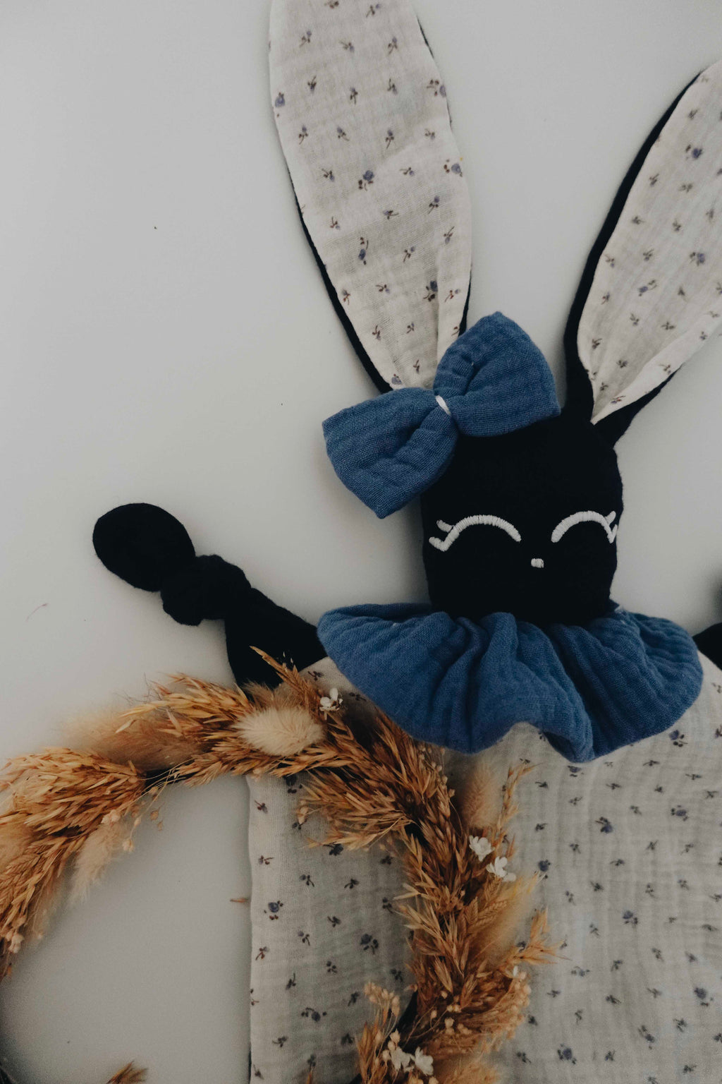 PROTOTYPE - Doudou Lange Chouchou – Blue Leaves